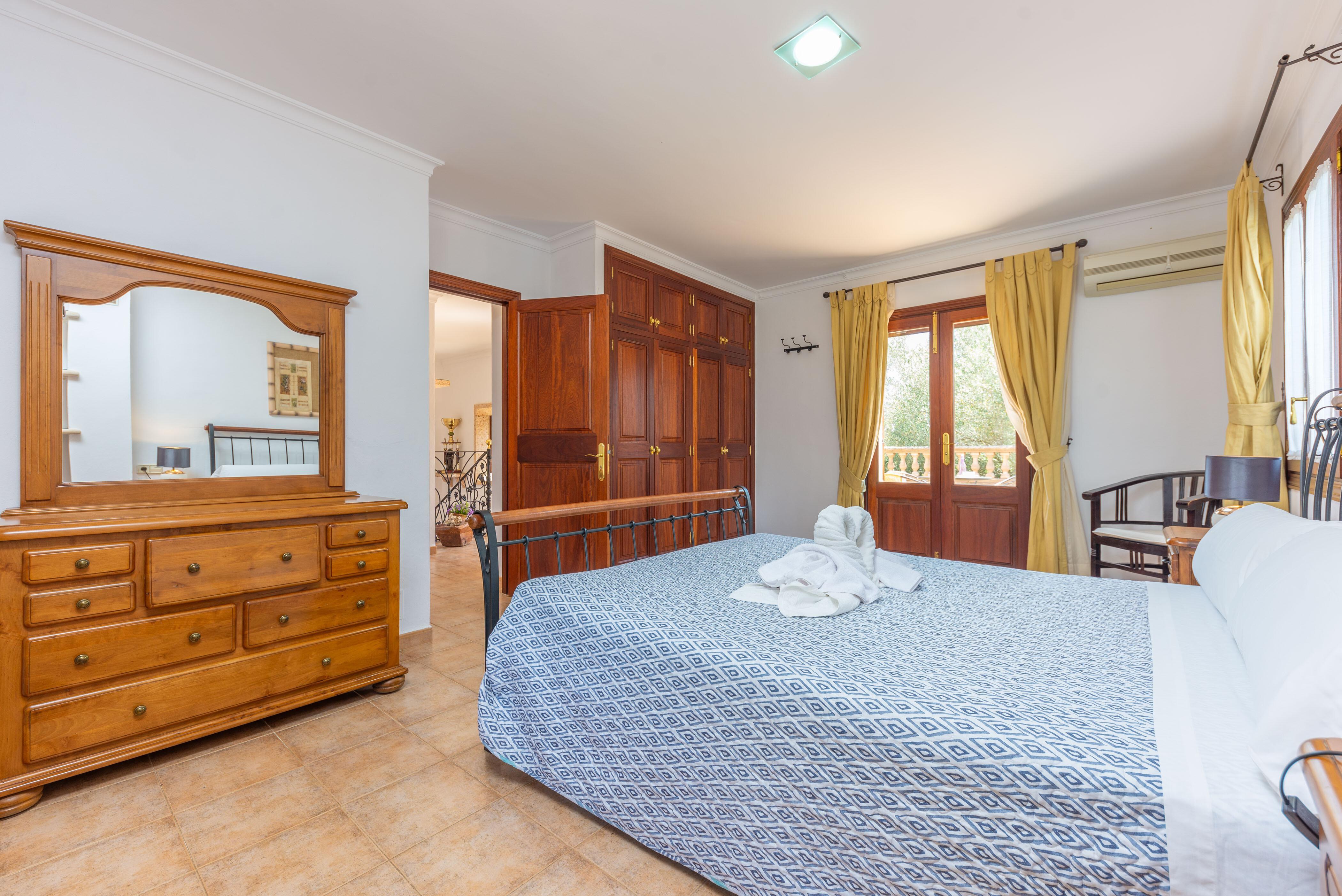 Ruime 5-slaapkamer villa met privézwembad aan golfbaan in Maria de la Salut - foto 34