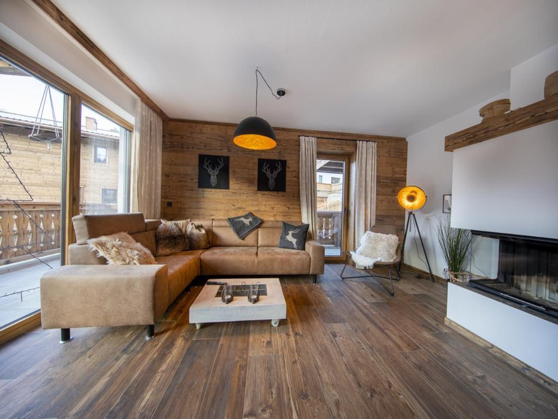 6-persoons chalet aan de piste in Neukirchen · 190 m² - foto 2