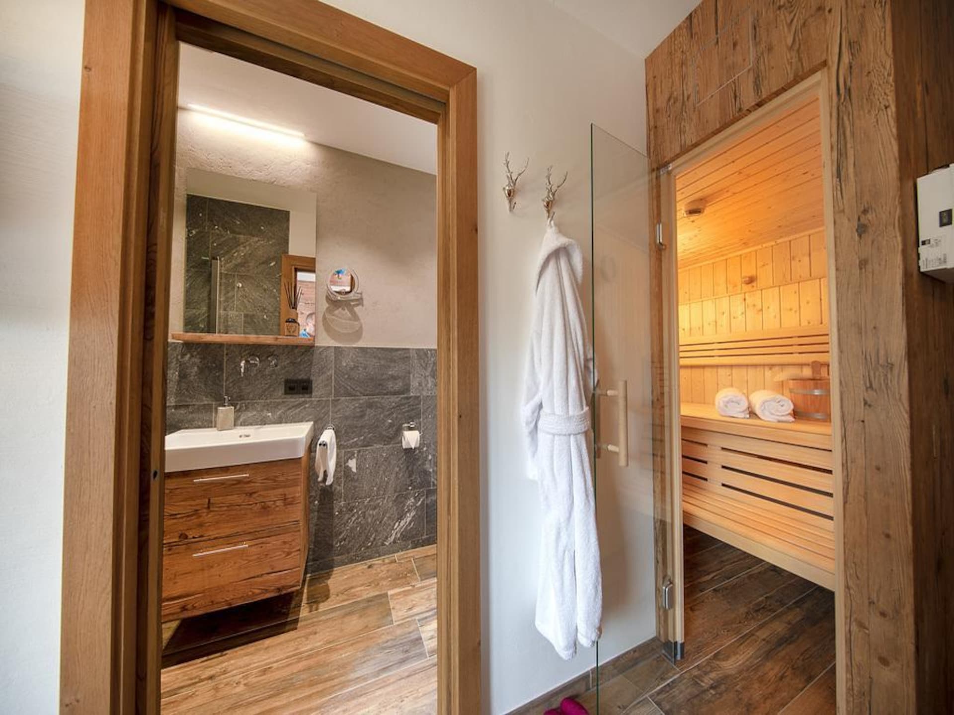 6-persoons luxe chalet aan de piste in Neukirchen - foto 44