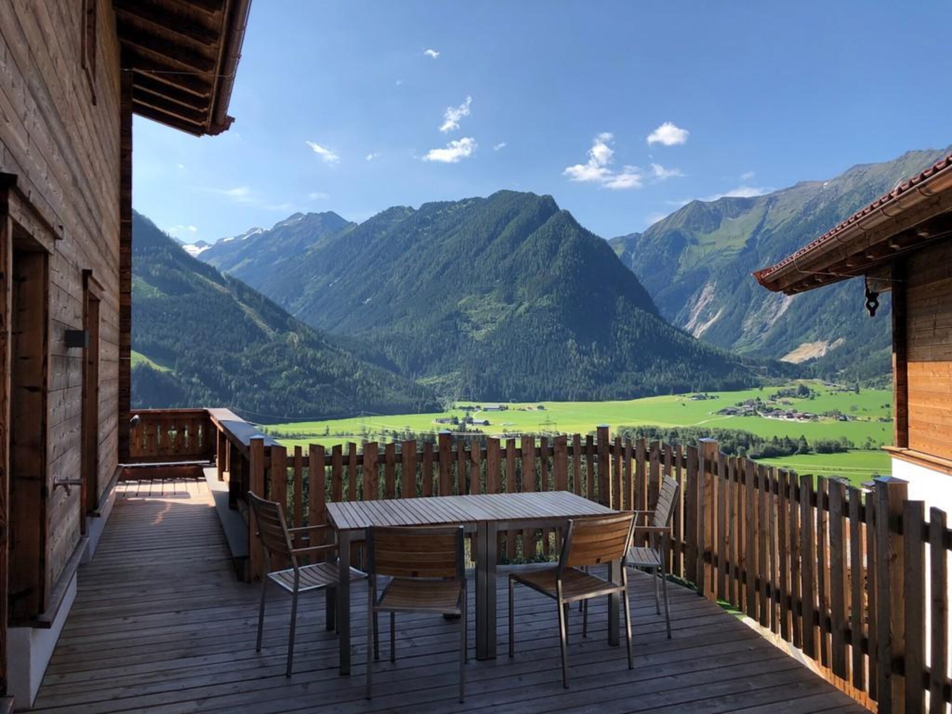 Luxe chalet direct aan de piste in Neukirchen am Großvenediger - foto 26