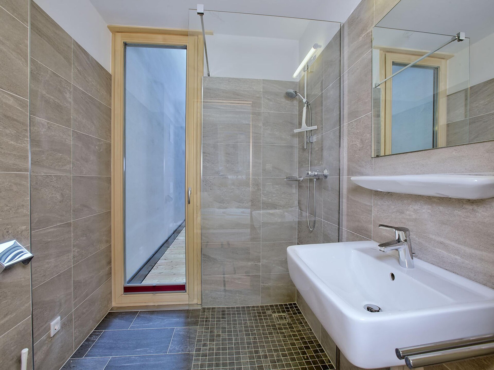 Luxe appartement voor 8 aan de piste in Neukirchen am Großvenediger - foto 13