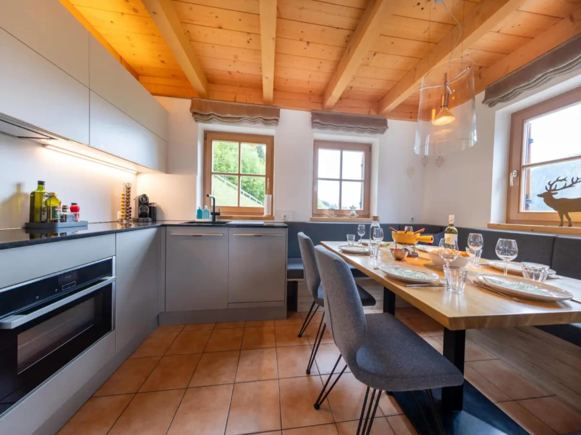 Centraal gelegen chalet aan de piste in Wald-Königsleiten · 10 pers. - foto 14