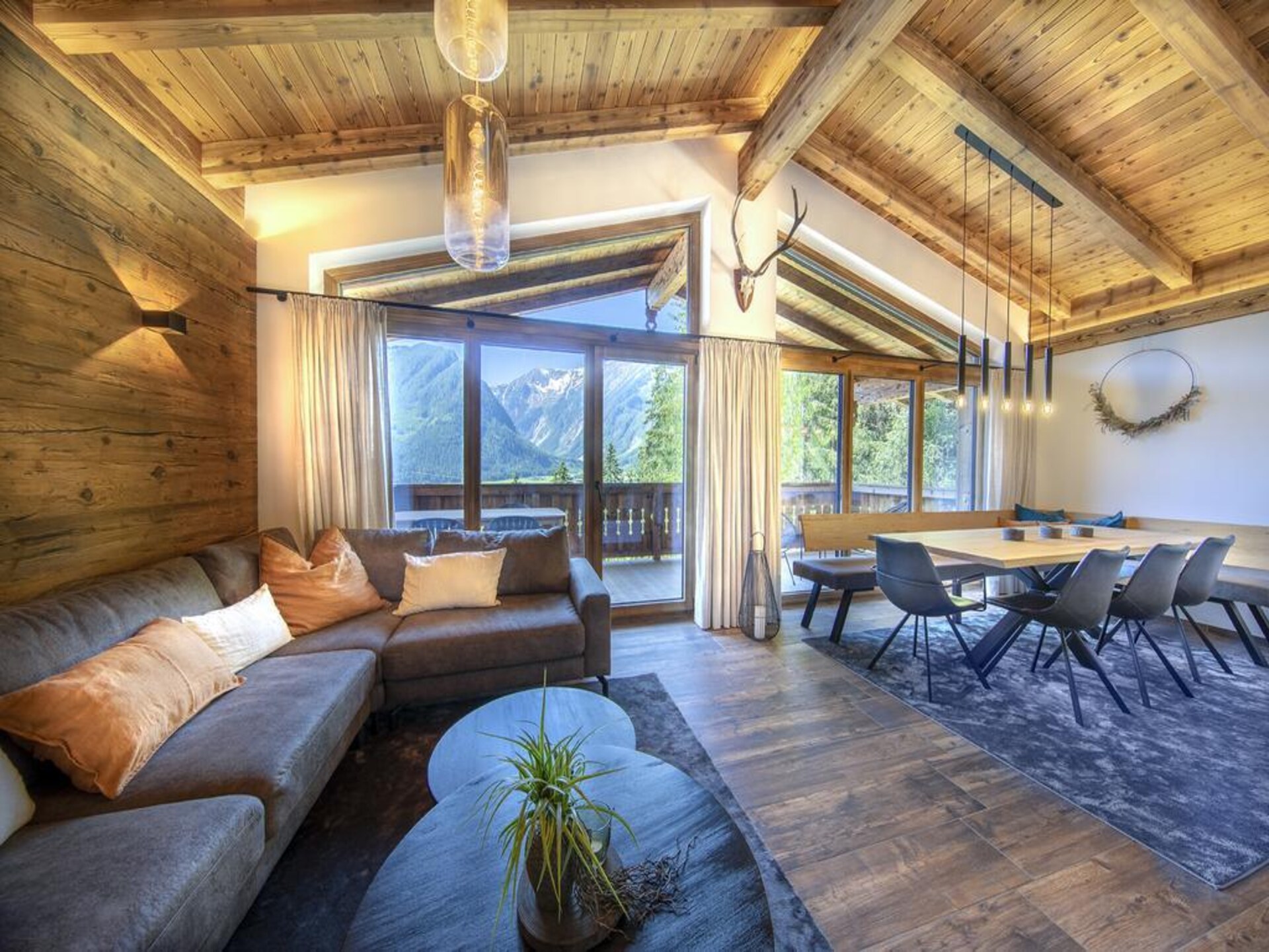 Chalet Larmkogel: Luxe aan de piste met sauna in Neukirchen - foto 8