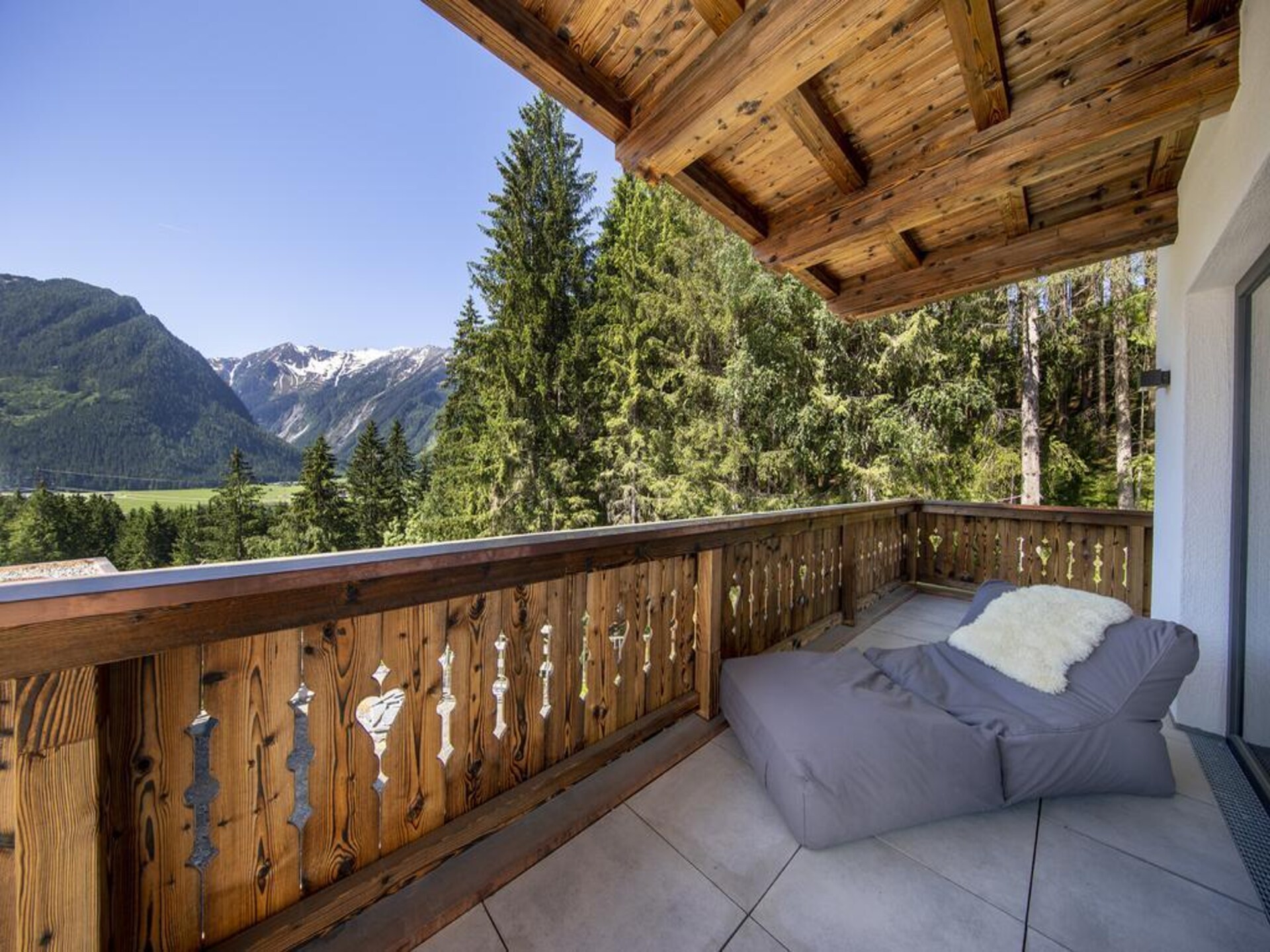 Chalet Larmkogel: Luxe aan de piste met sauna in Neukirchen - foto 27