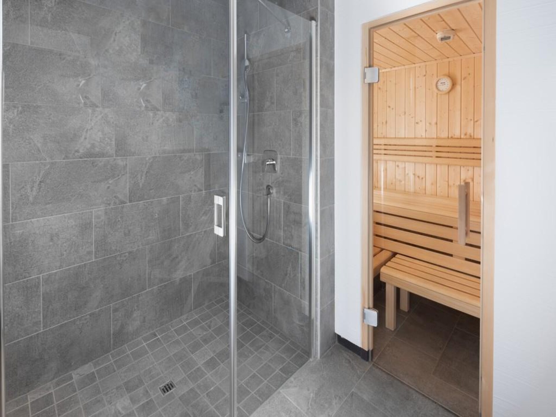 Aan de piste: Luxe Nationalpark Chalet Blindis in Neukirchen - foto 47