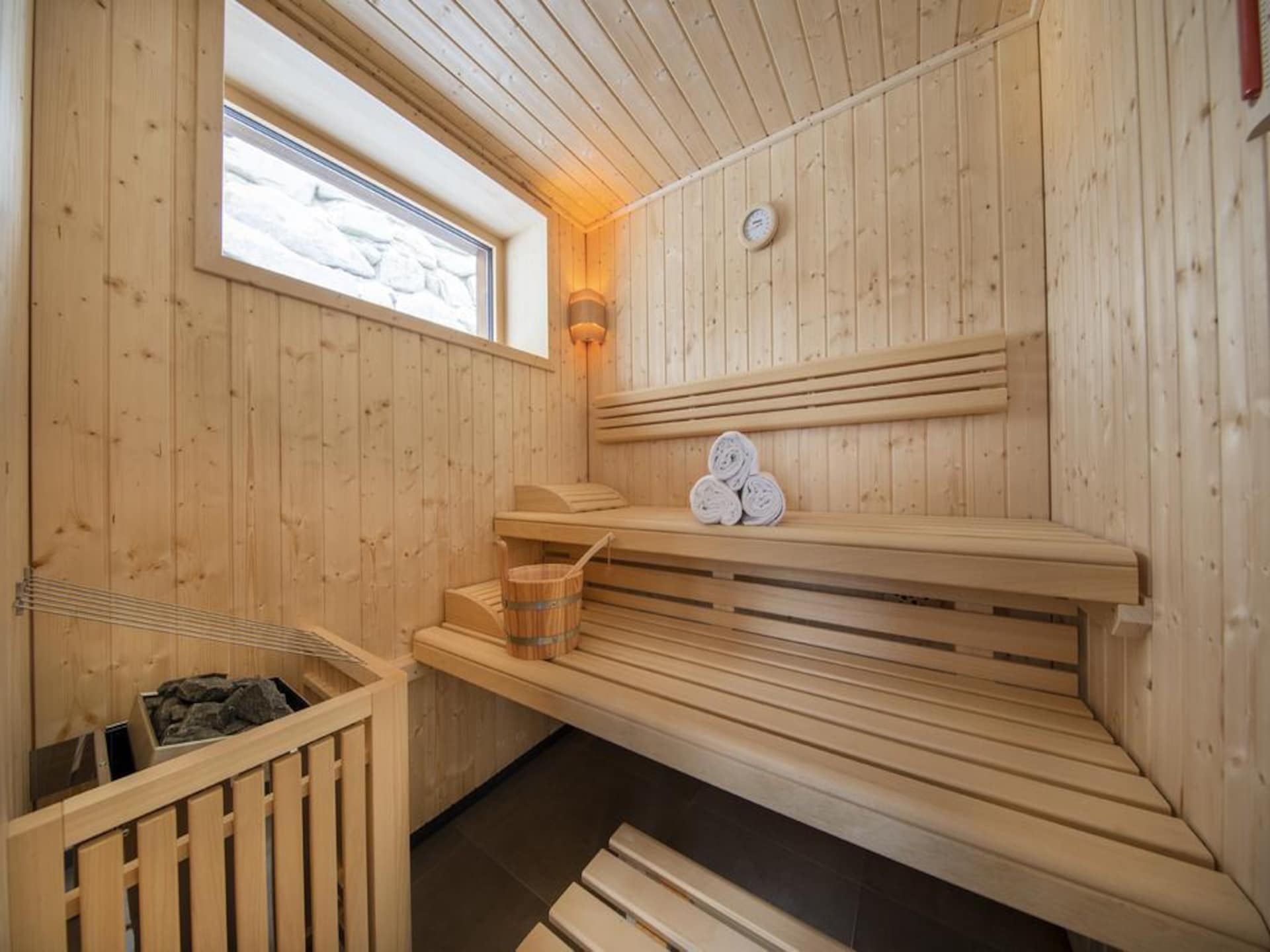 Aan de piste: Luxe Nationalpark Chalet Säulspitze in Neukirchen - foto 3