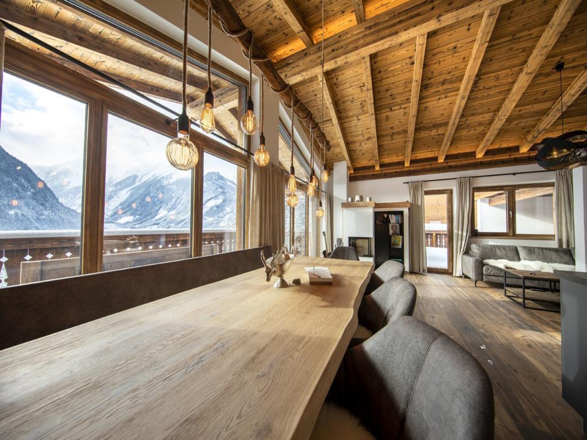 8-persoons luxe chalet aan de piste in Neukirchen · 183 m² - foto 11
