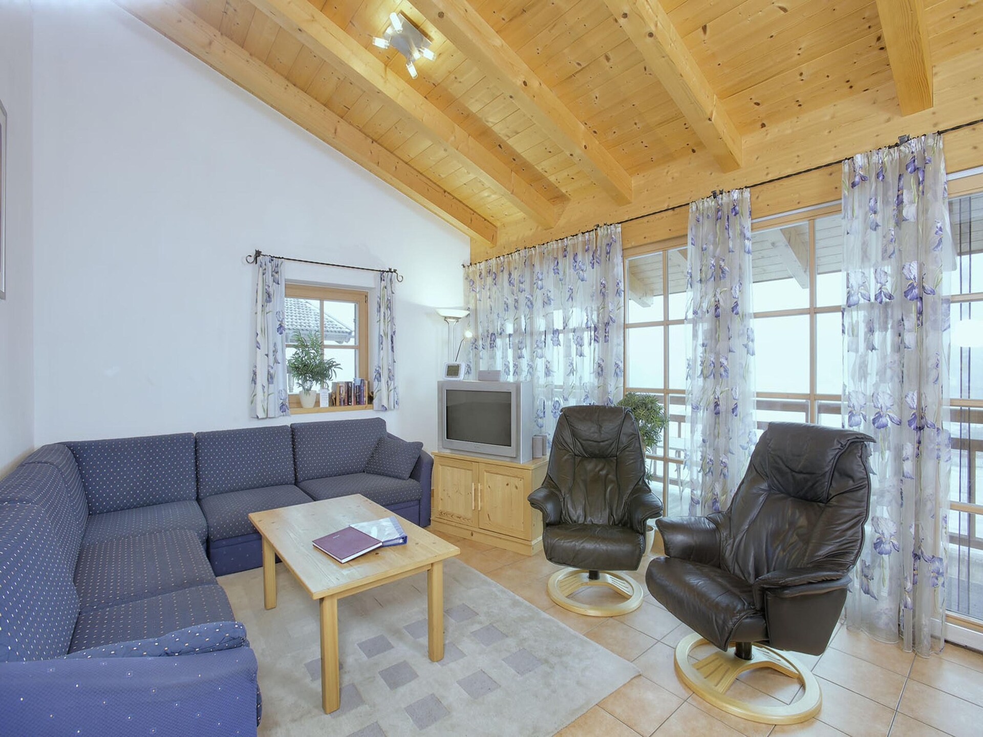 Ruim chalet met sauna en panoramisch uitzicht in Wald-Königsleiten - foto 6