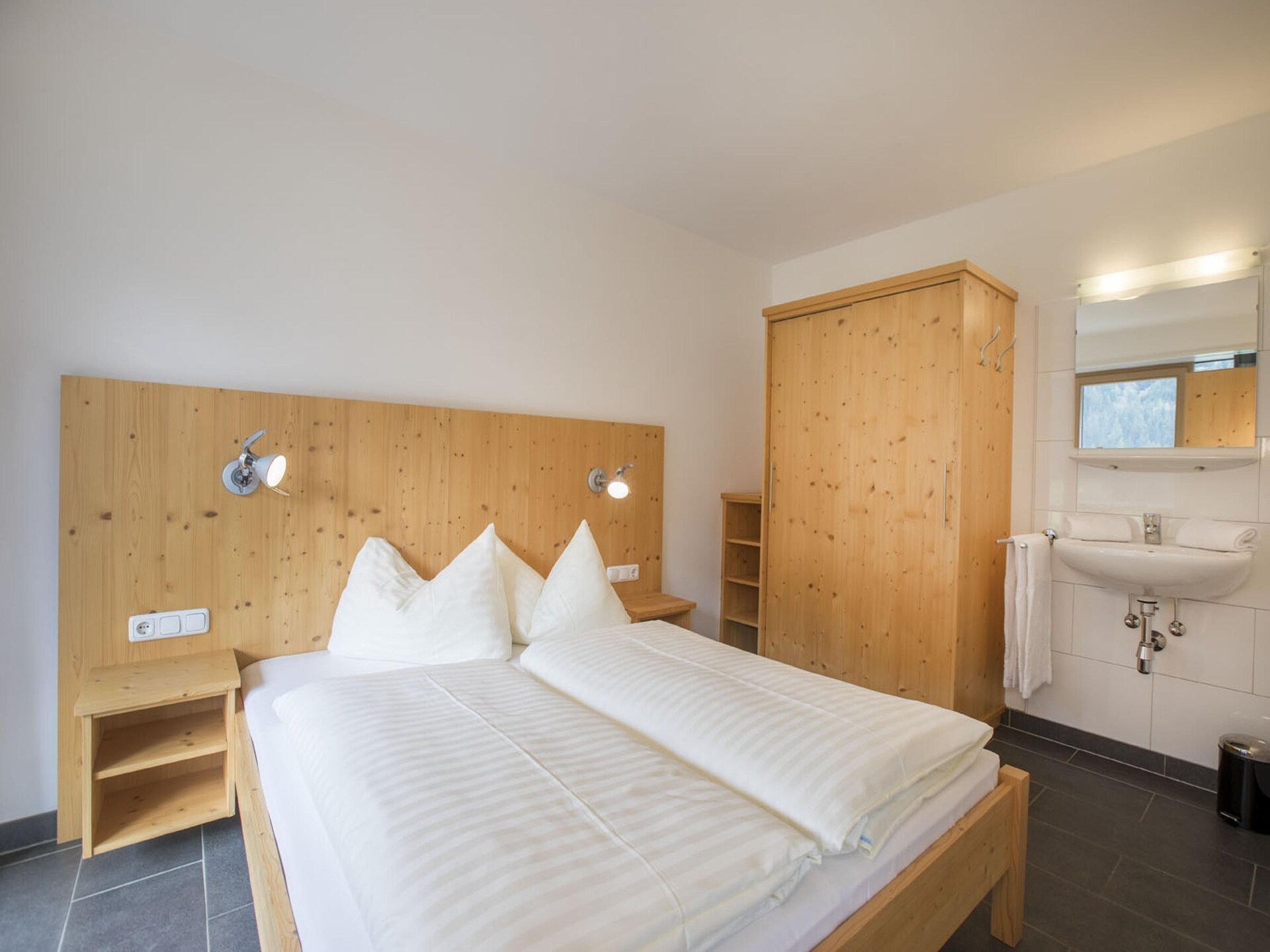 Ruim vakantiehuis voor 6 personen bij Wald-Königsleiten met toegang tot zwembad - foto 11