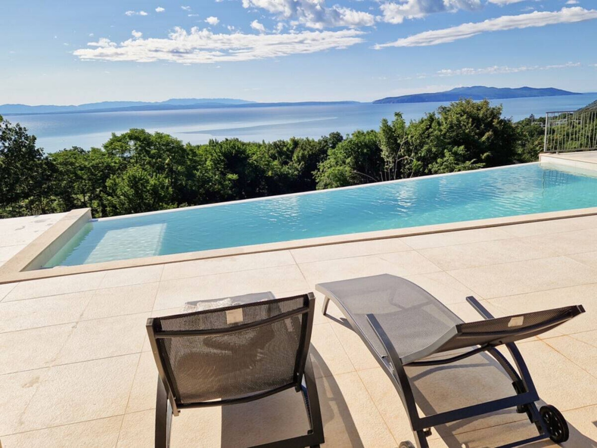 Villa Maritima in Poljane: Luxe villa met infinity pool en panoramisch zeezicht op de Kvarnerbaai - foto 1