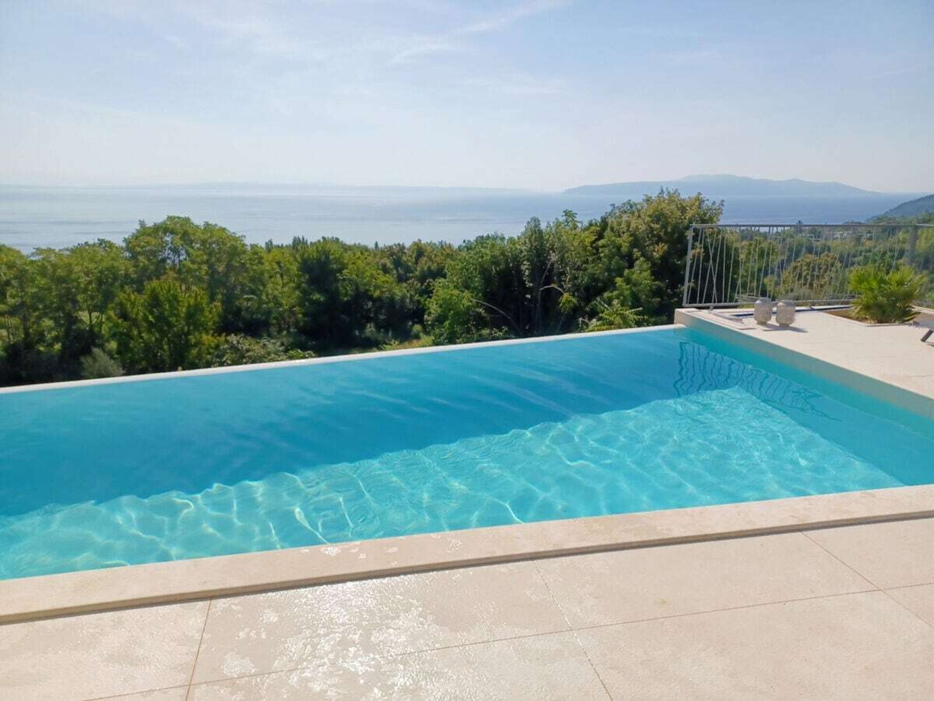 Villa Maritima in Poljane: Luxe villa met infinity pool en panoramisch zeezicht op de Kvarnerbaai - foto 4