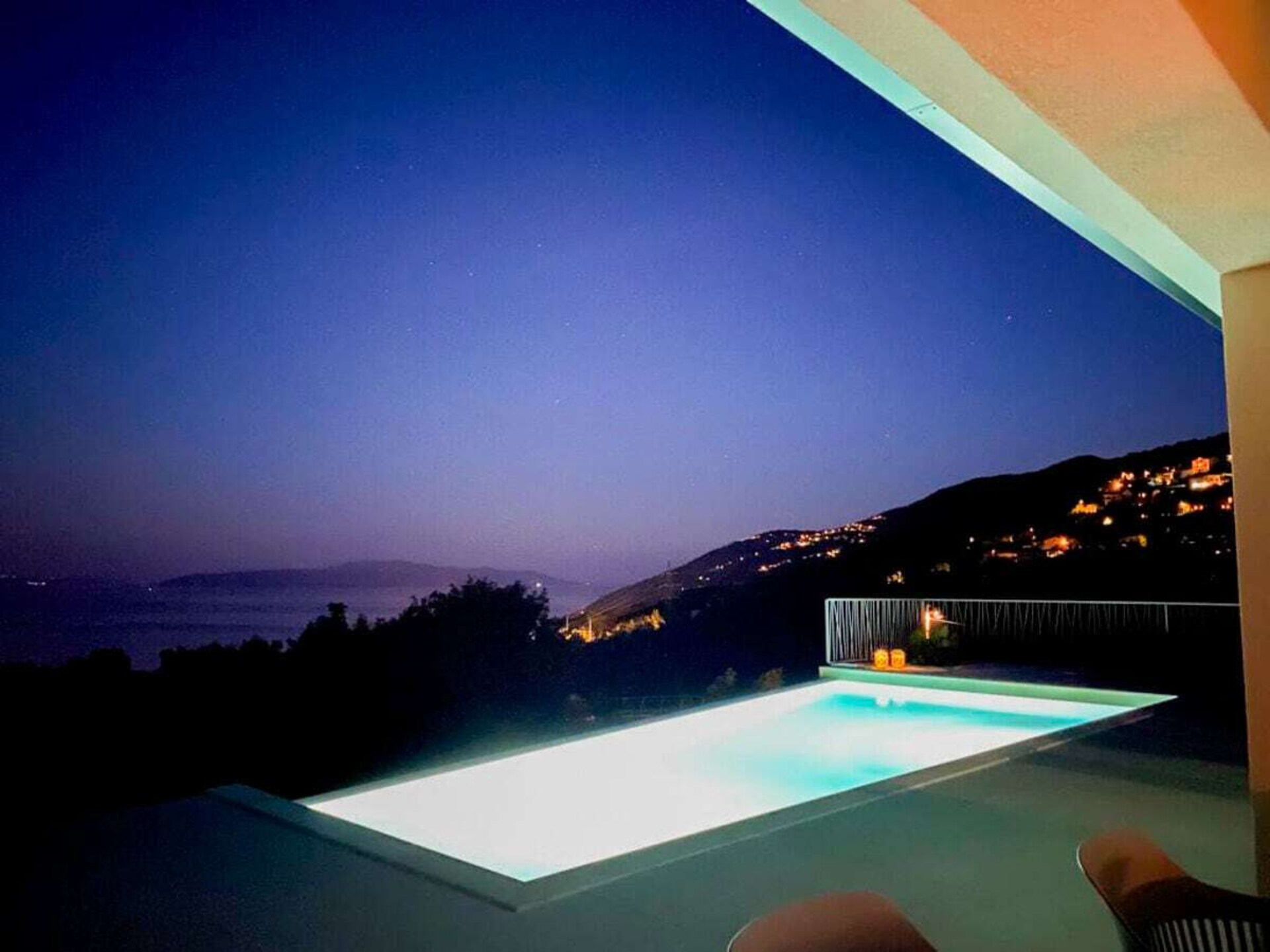 Villa Maritima in Poljane: Luxe villa met infinity pool en panoramisch zeezicht op de Kvarnerbaai - foto 15