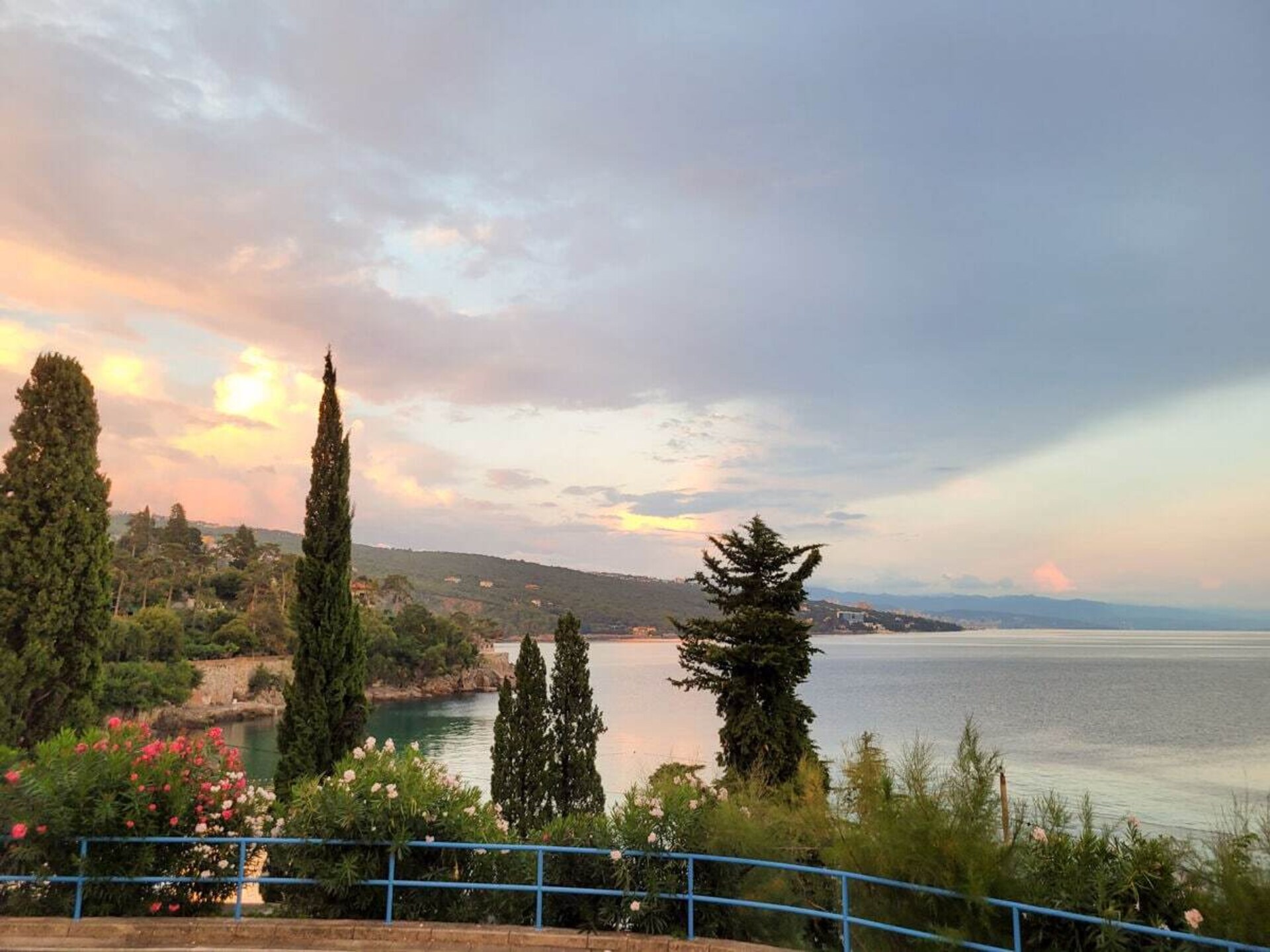 Villa Maritima in Poljane: Luxe villa met infinity pool en panoramisch zeezicht op de Kvarnerbaai - foto 40