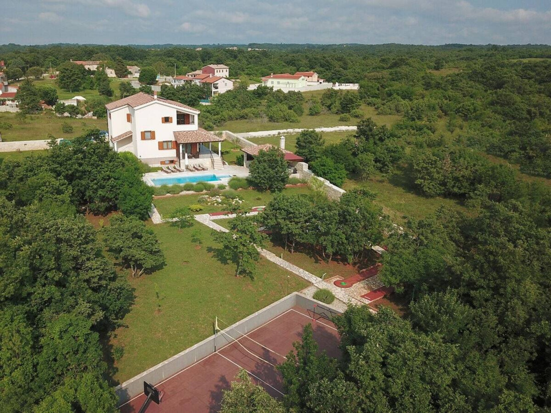 Villa Stokovci: Luxe voor 10 personen met zeezicht bij Svetvincenat - foto 9