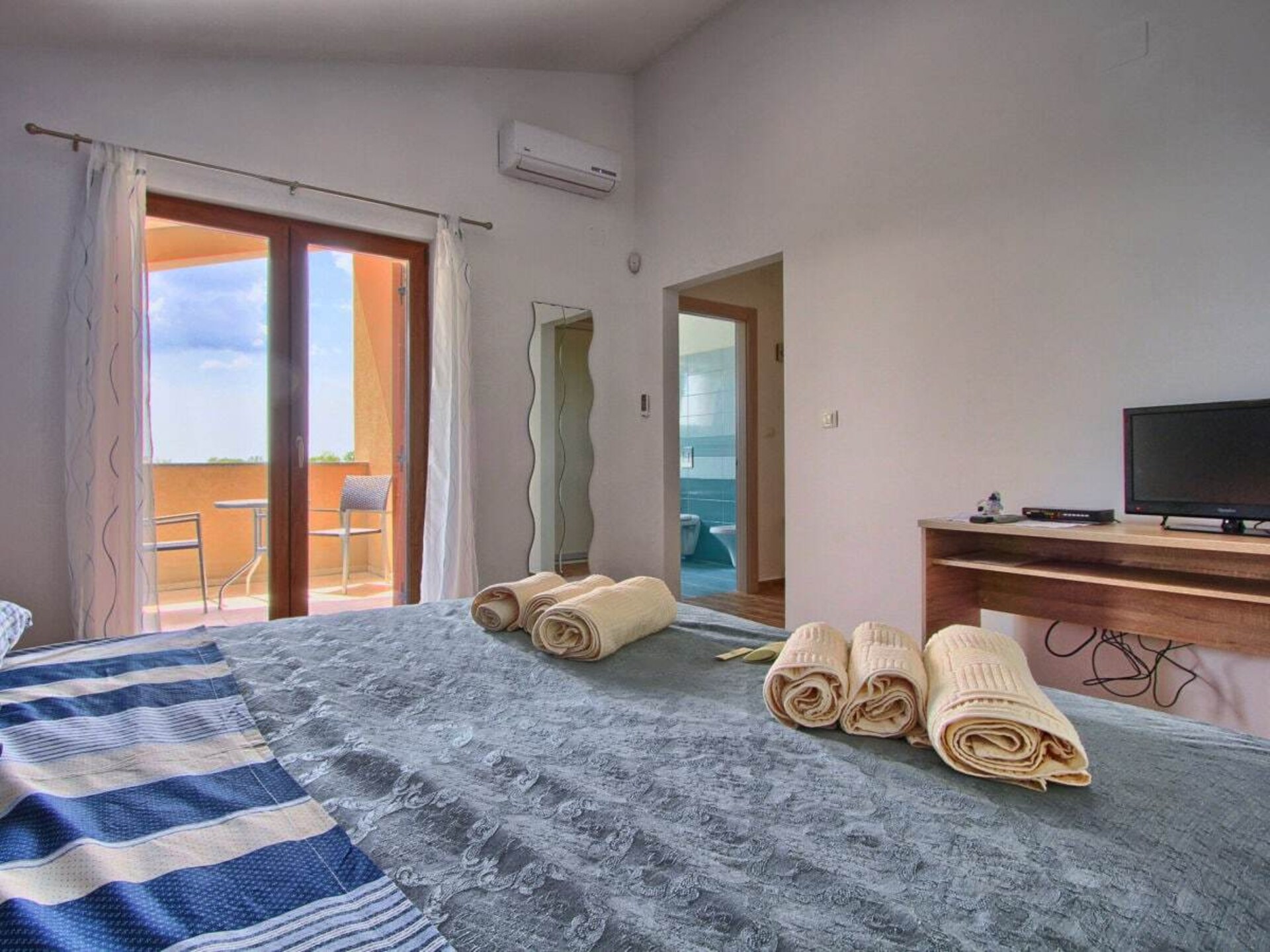 Villa Stokovci: Luxe voor 10 personen met zeezicht bij Svetvincenat - foto 21
