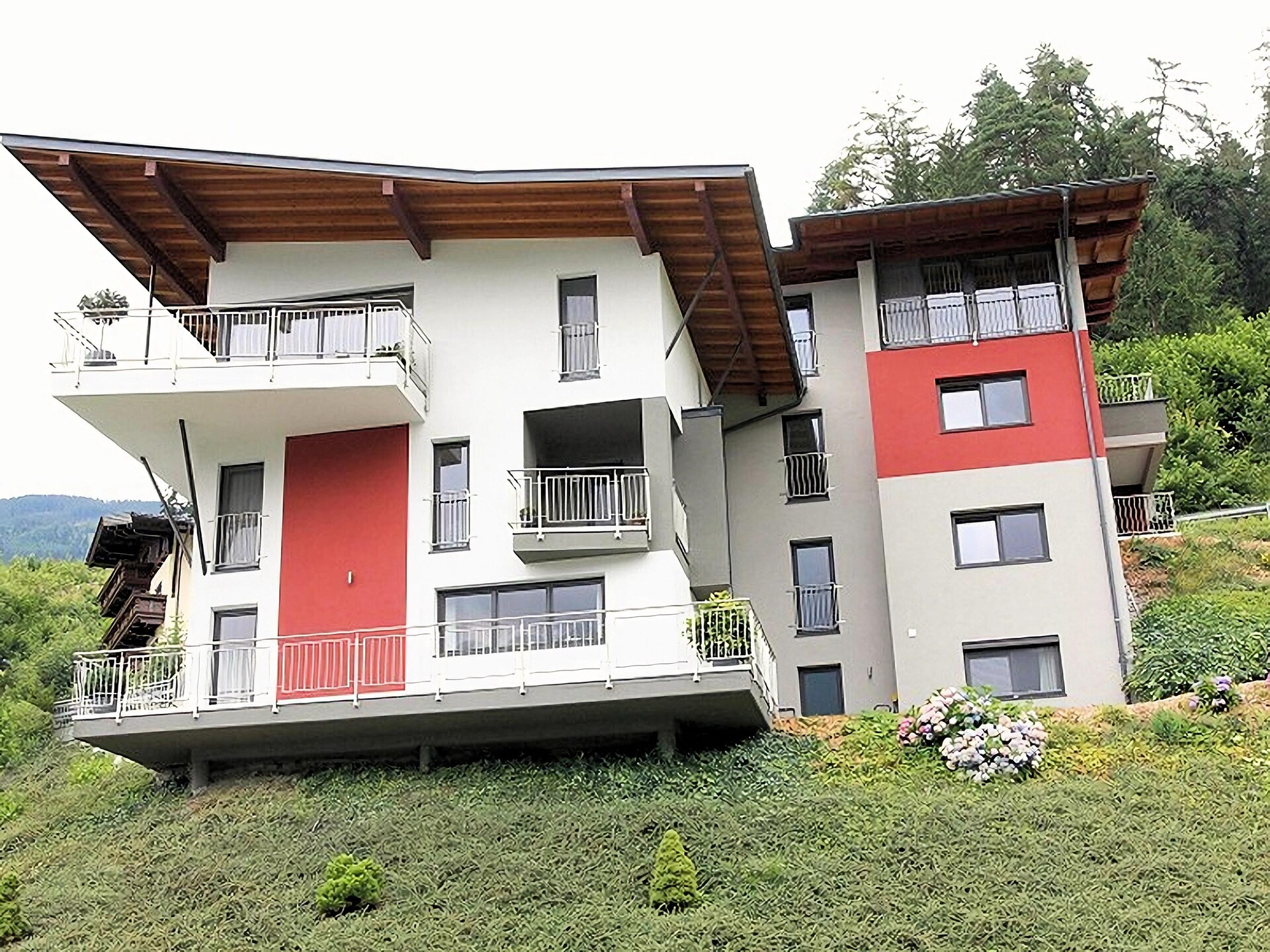 Panorama-appartement voor 10 personen aan de bosrand in Fügen - foto 1