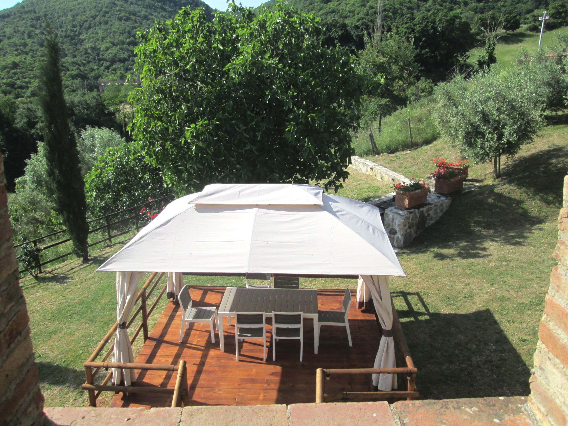Vrijstaande Toscaanse villa met privézwembad en 6 hectare natuur bij Castelnuovo - foto 39