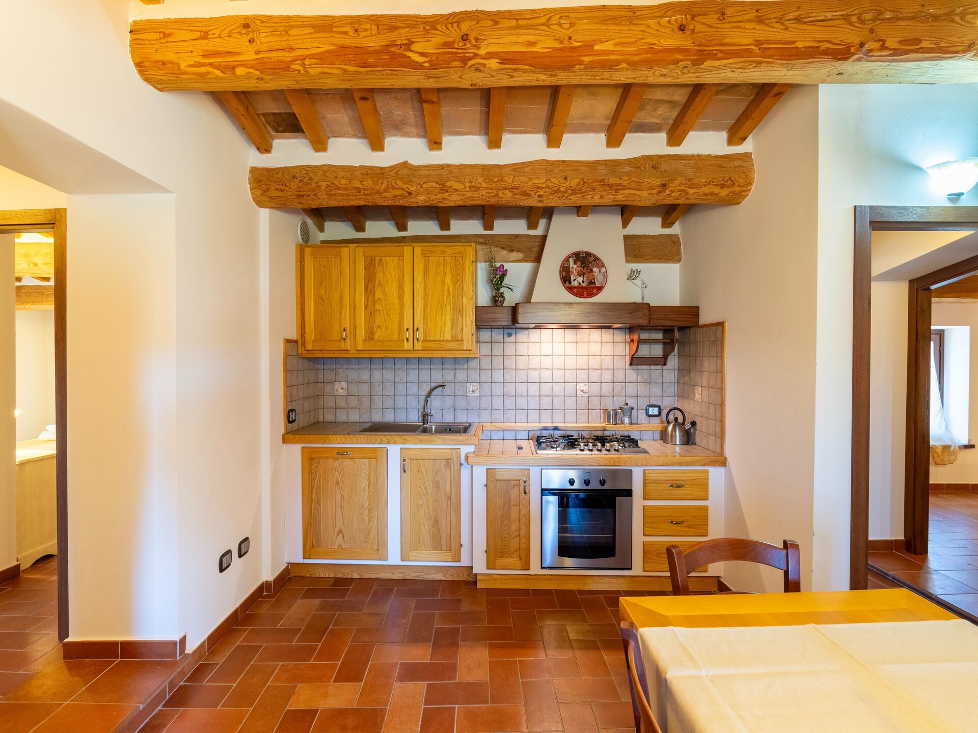 Authentieke boerderijwoning met panoramisch uitzicht bij Cagli - foto 14