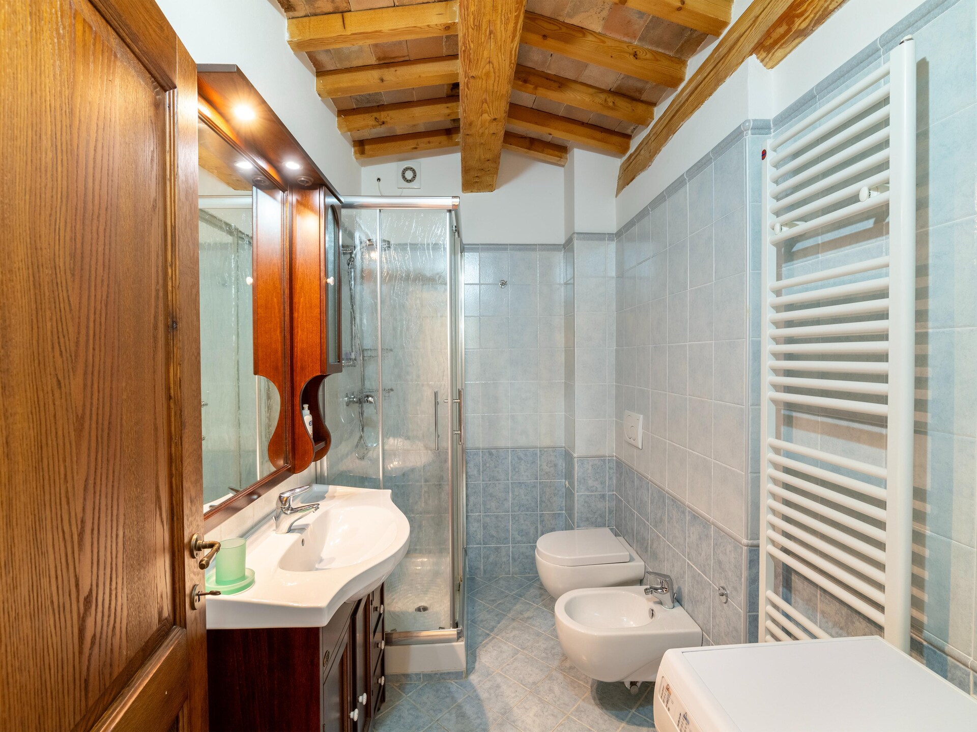 Authentieke boerderijwoning met panoramisch uitzicht bij Cagli - foto 23
