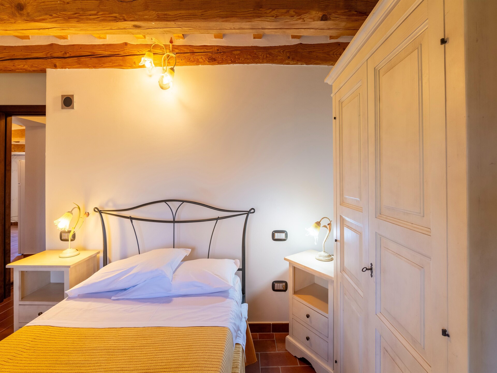 Authentieke boerderijwoning met panoramisch uitzicht bij Cagli - foto 19