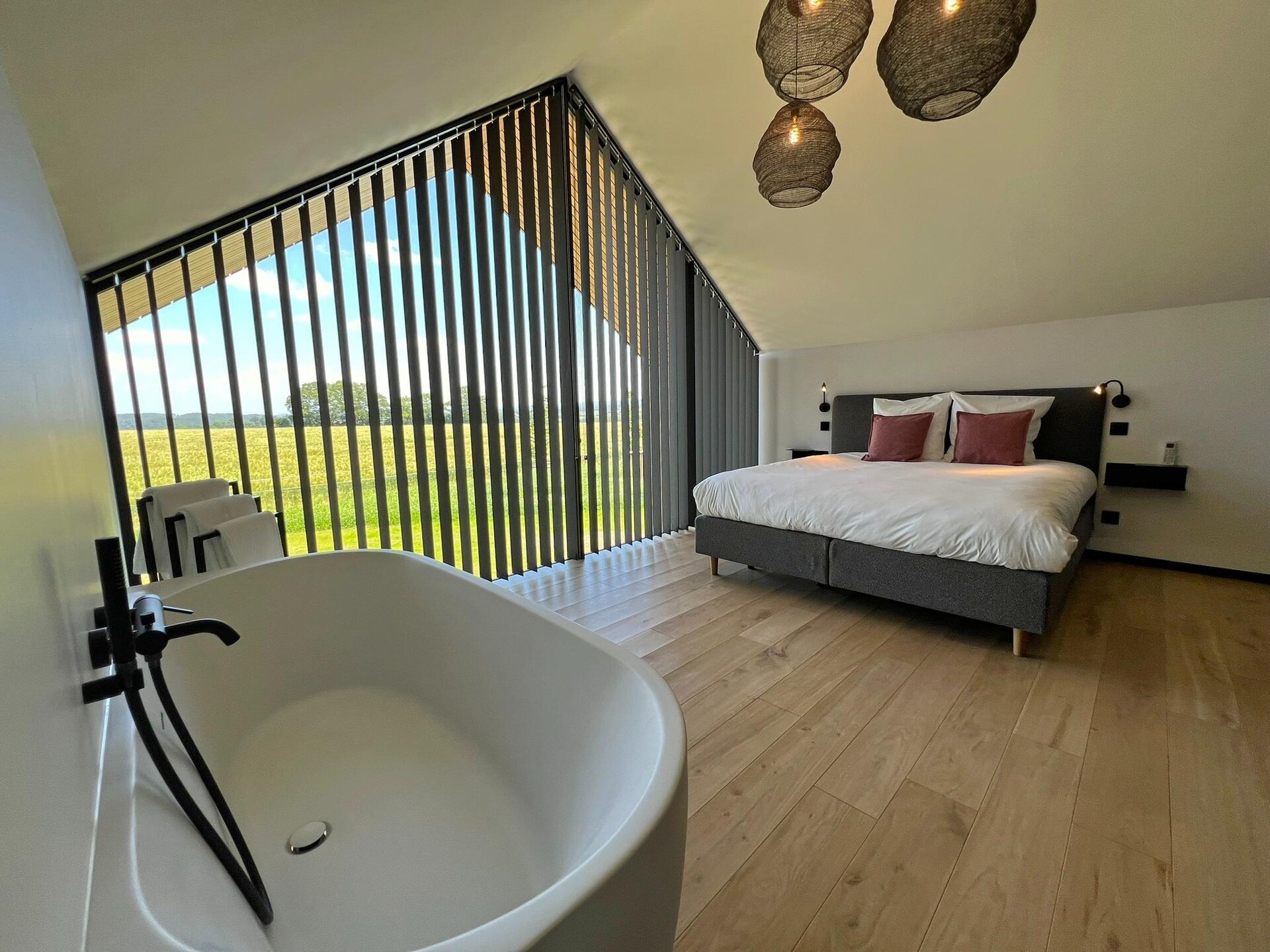 Romantische lodge met privé hottub en panoramisch uitzicht op de Ourthevallei - foto 5