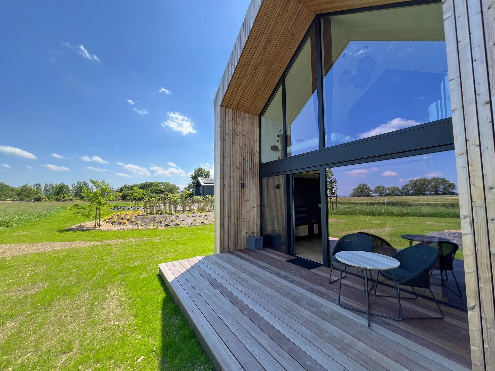 Romantische lodge met privé hottub en panoramisch uitzicht op de Ourthevallei - foto 12