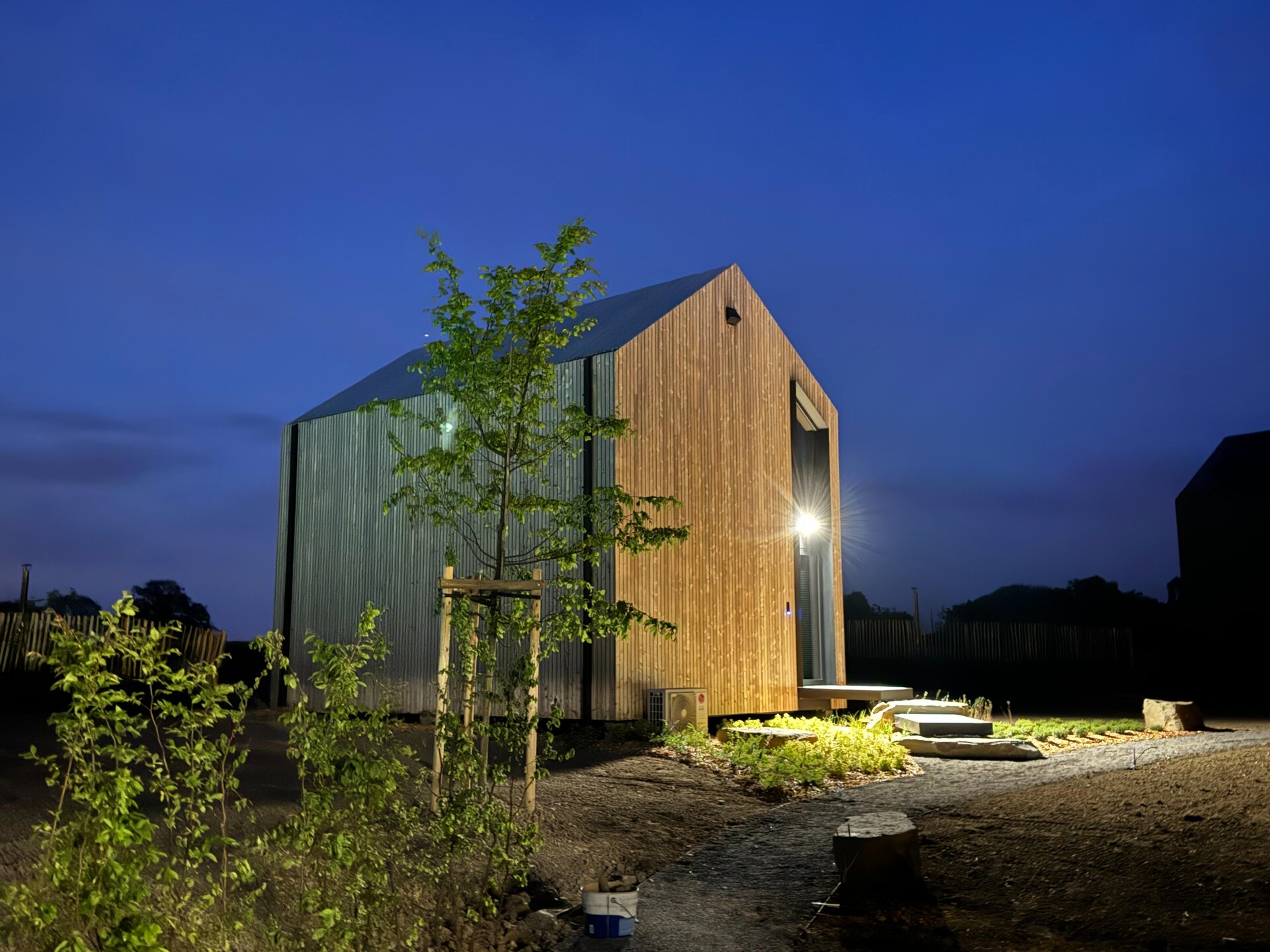Romantische lodge met privé hottub en panoramisch uitzicht op de Ourthevallei - foto 15