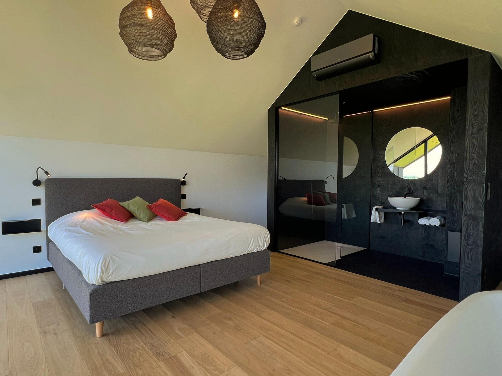 2-persoons wellness vakantiehuis met hottub in Enneille - foto 15