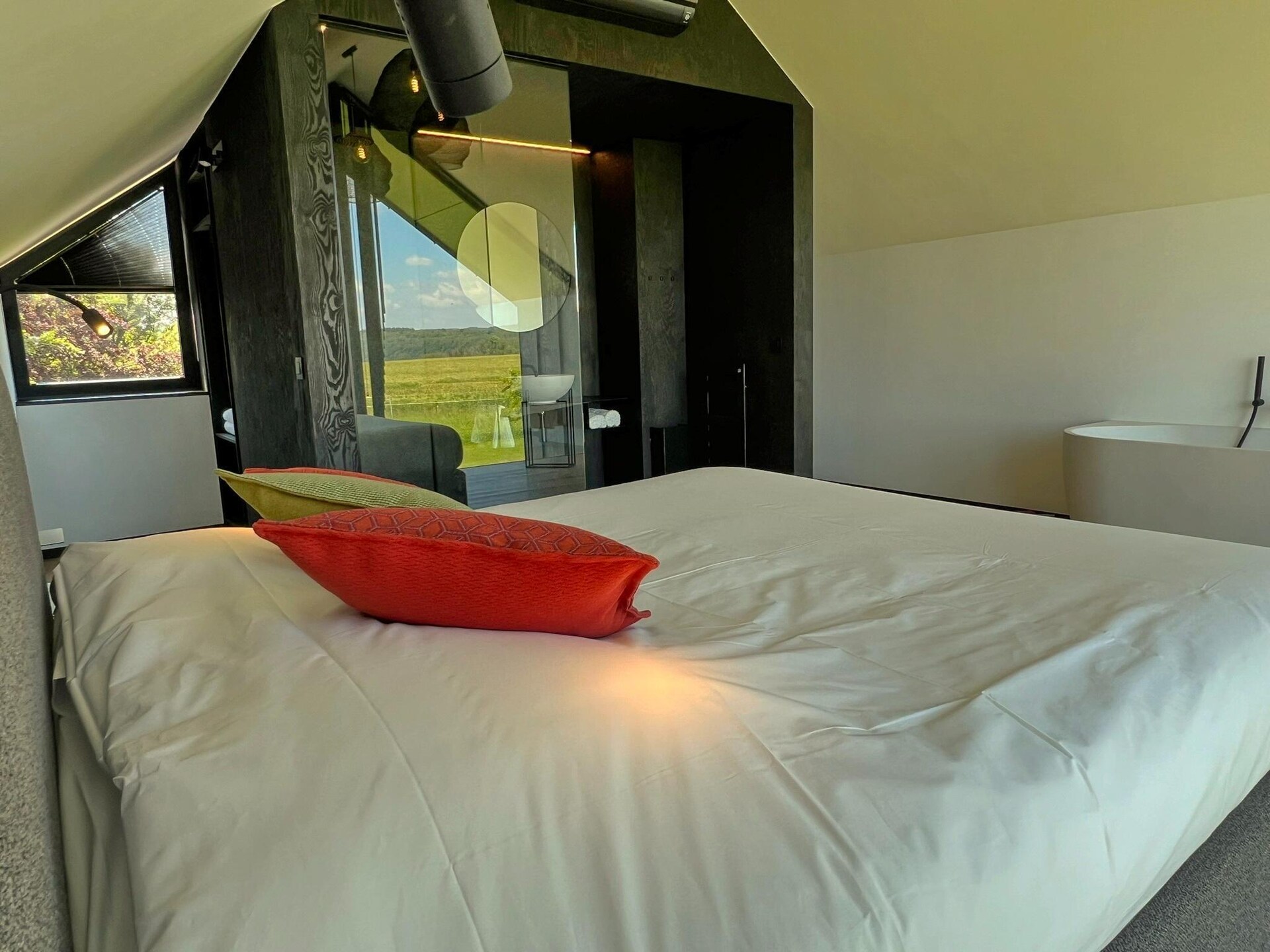 2-persoons wellness vakantiehuis met hottub in Enneille - foto 9