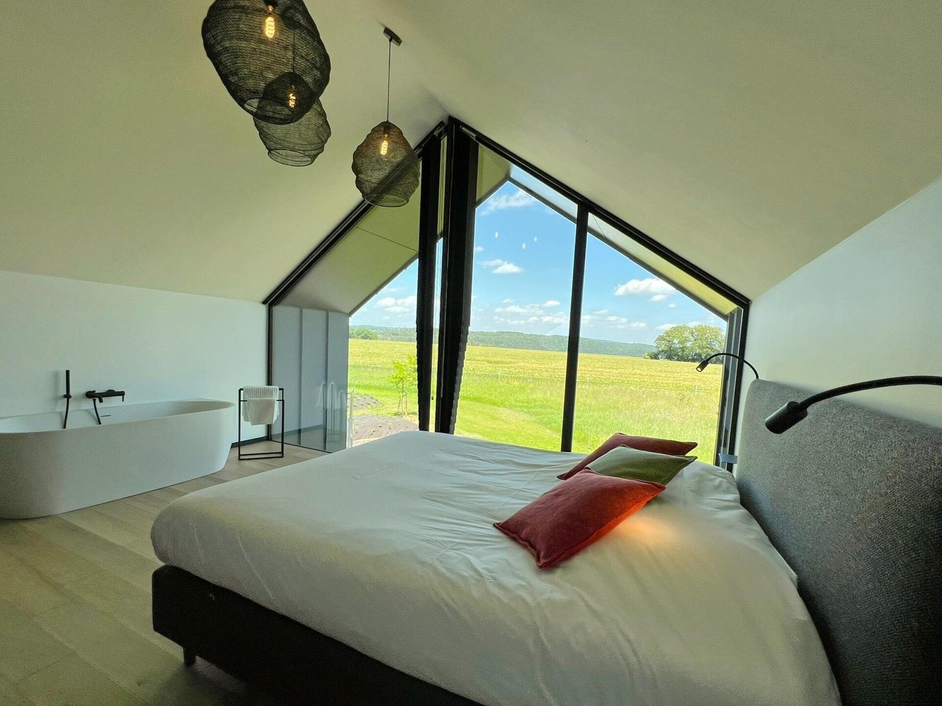 2-persoons wellness vakantiehuis met hottub in Enneille - foto 11