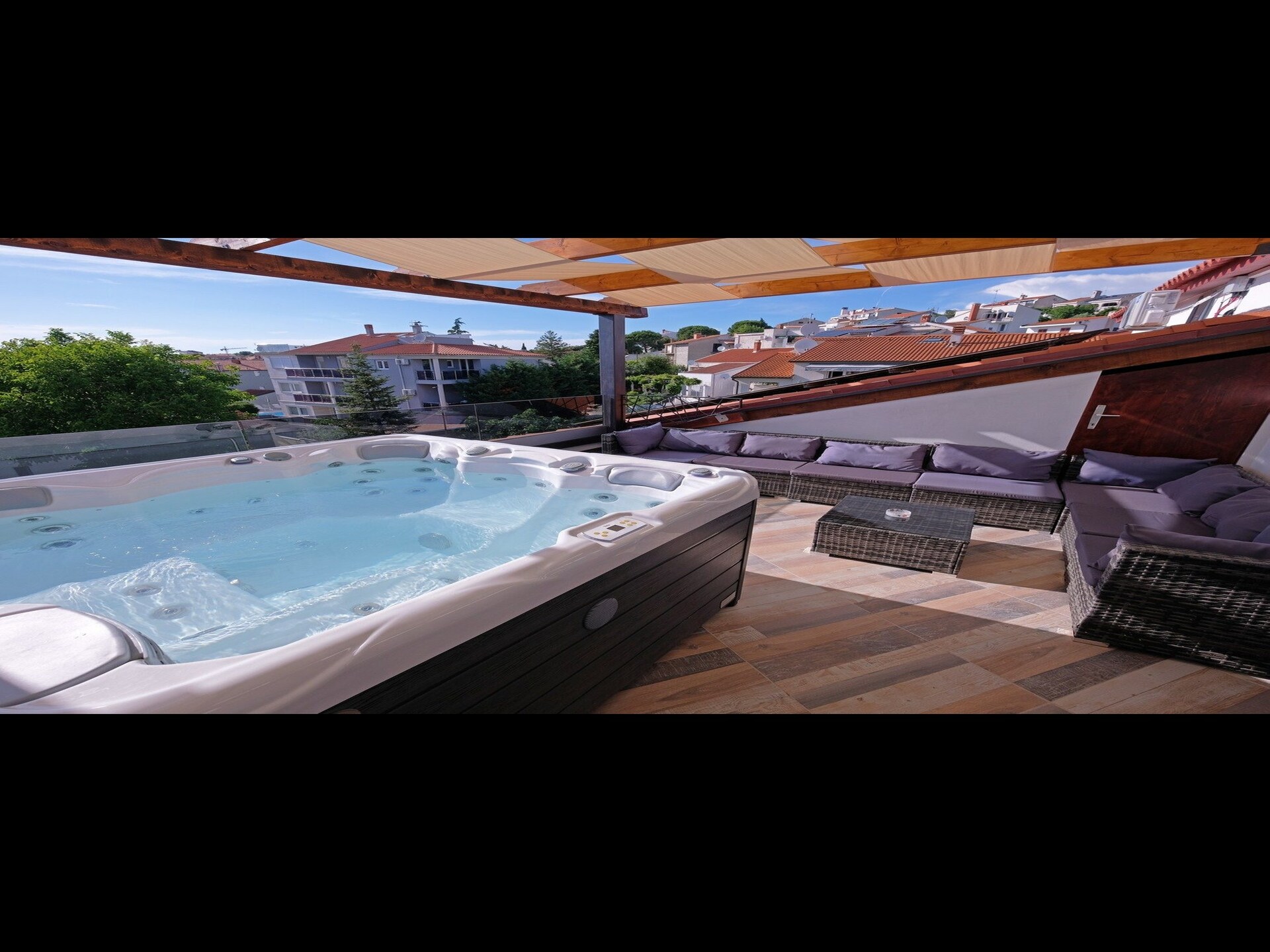 Penthouse Stella: Luxe driekamerappartement met balkon, jacuzzi & spa in Pula - foto 46