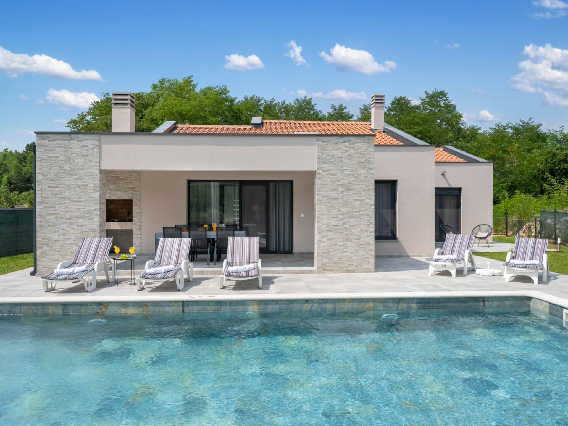 Villa Sabina in Santalezi: privézwembad en 3 slaapkamers nabij Labin - foto 17