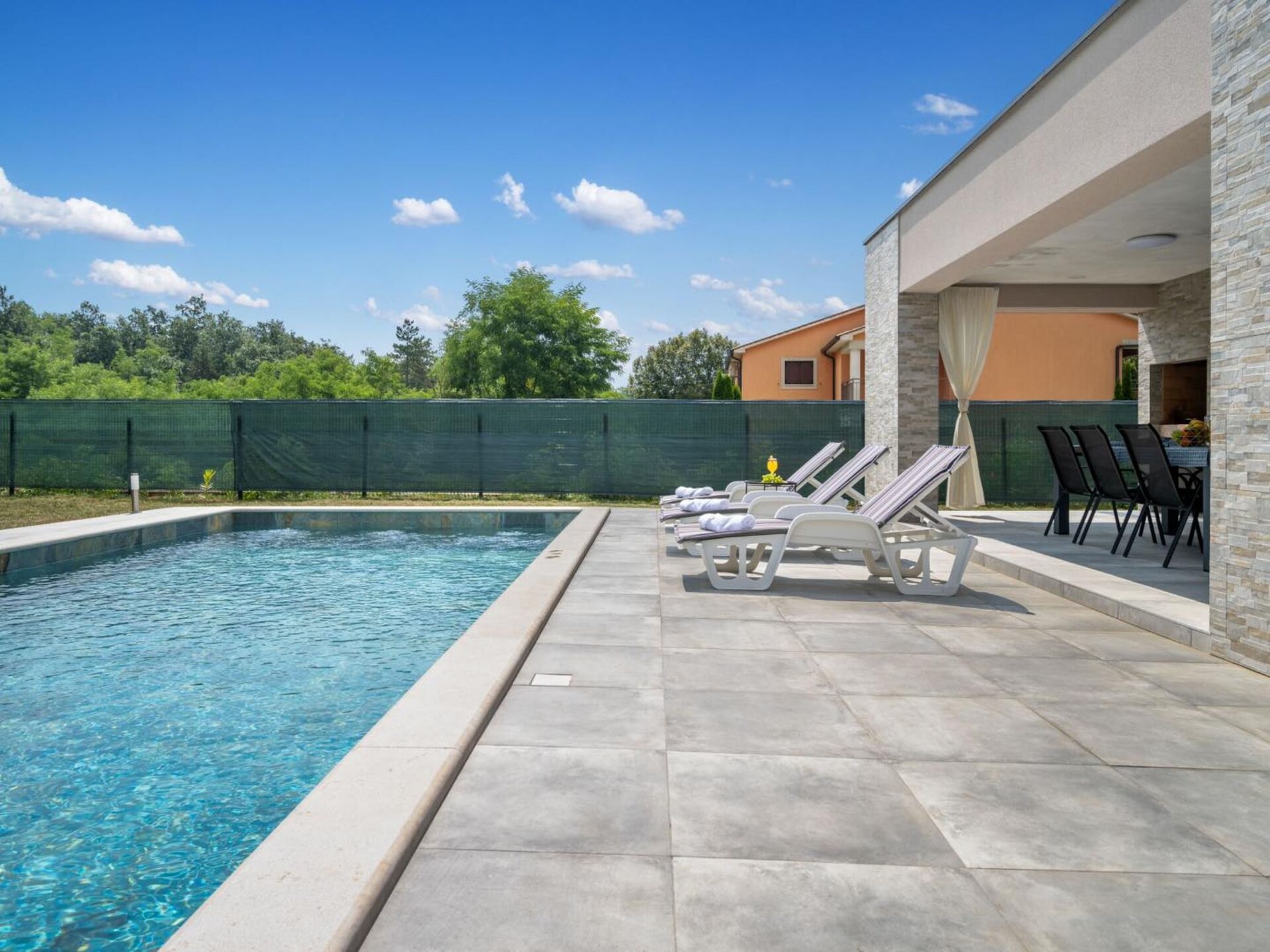 Villa Sabina in Santalezi: privézwembad en 3 slaapkamers nabij Labin - foto 16