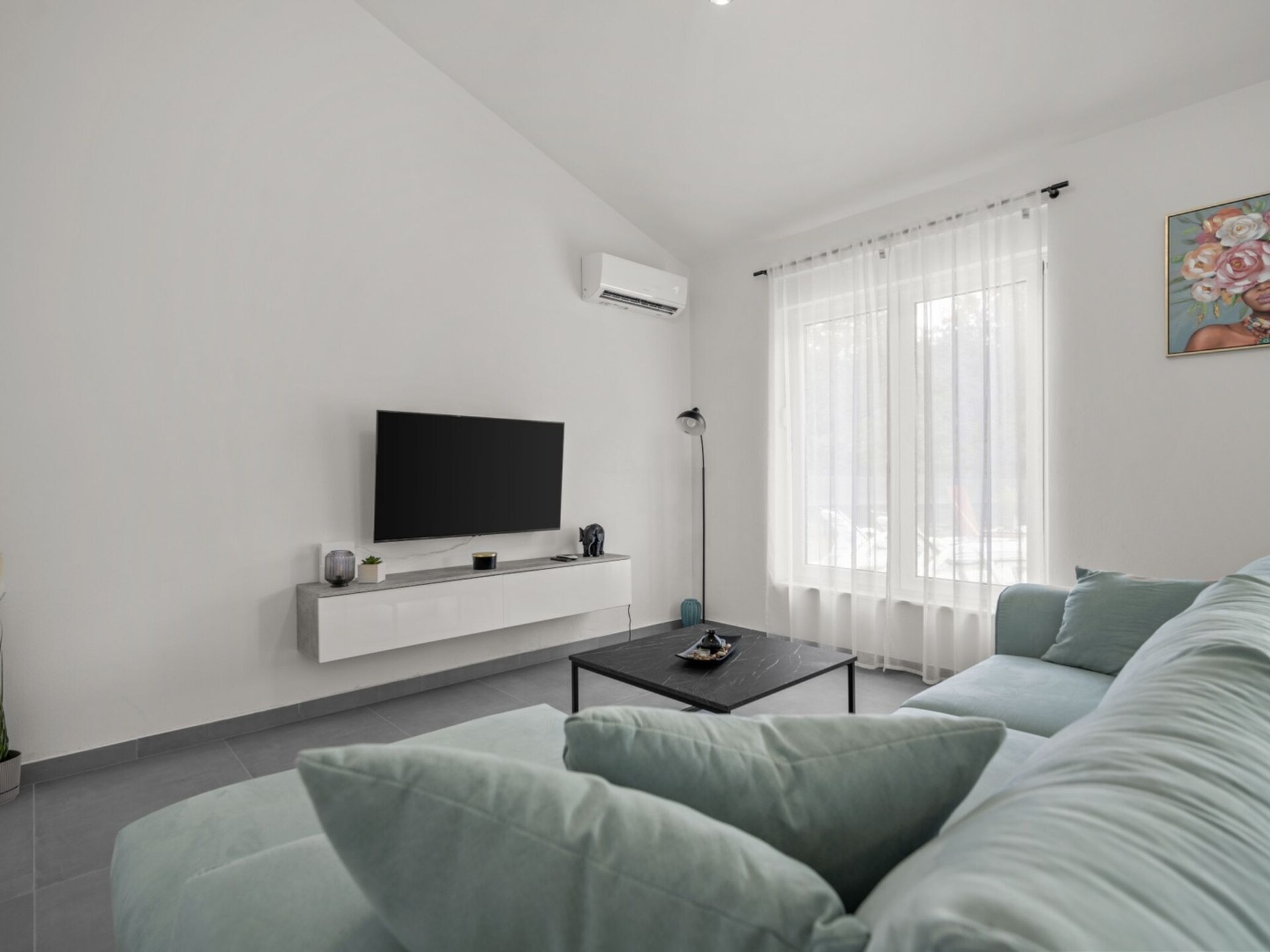Villa Sabina in Santalezi: privézwembad en 3 slaapkamers nabij Labin - foto 3