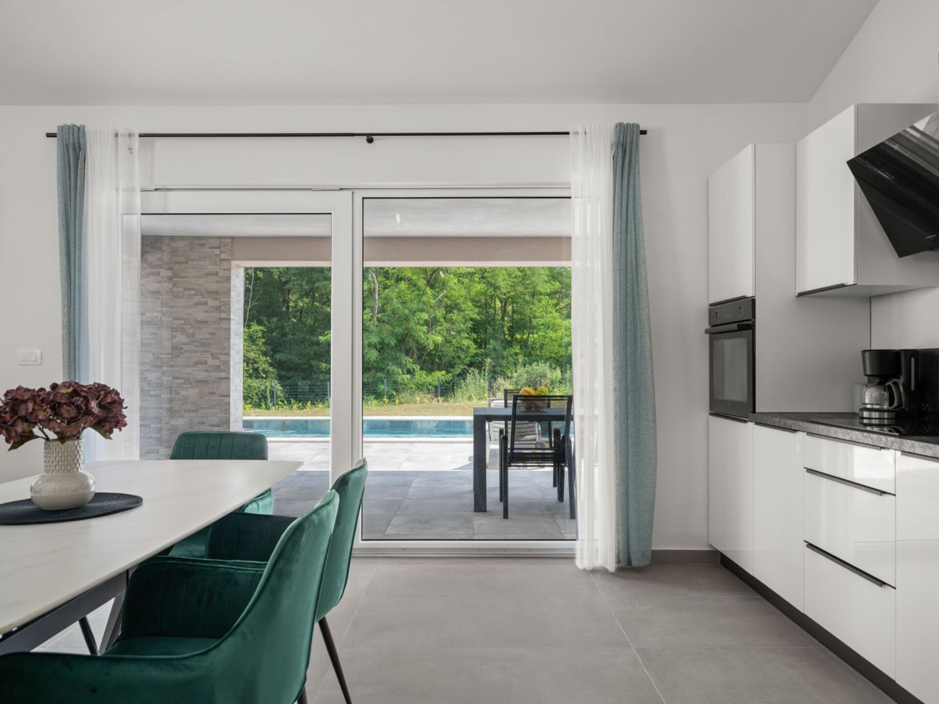 Villa Sabina in Santalezi: privézwembad en 3 slaapkamers nabij Labin - foto 6