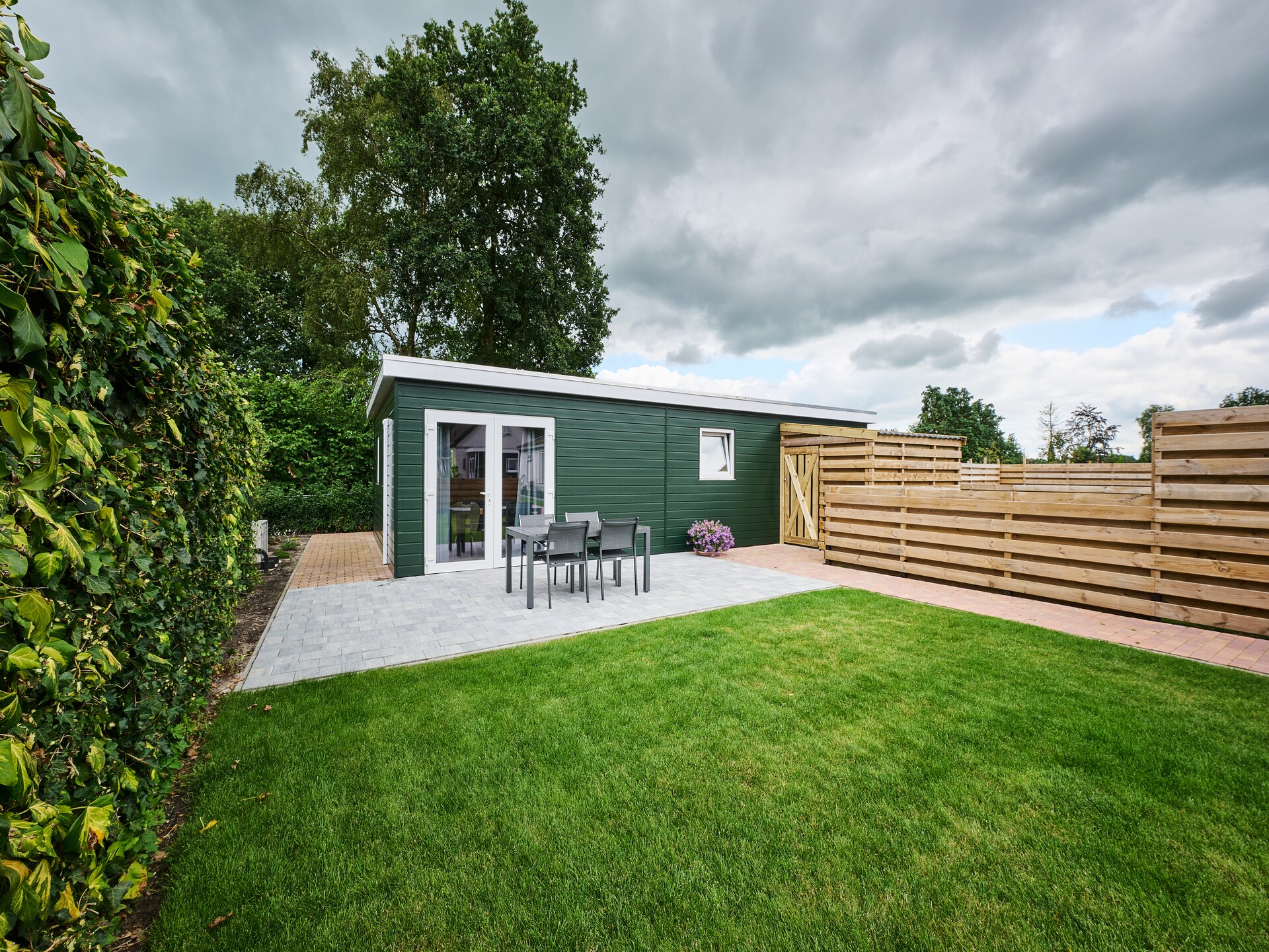 De Weide: stijlvol vakantiehuis met omheinde tuin in bosrijk Drenthe - foto 5