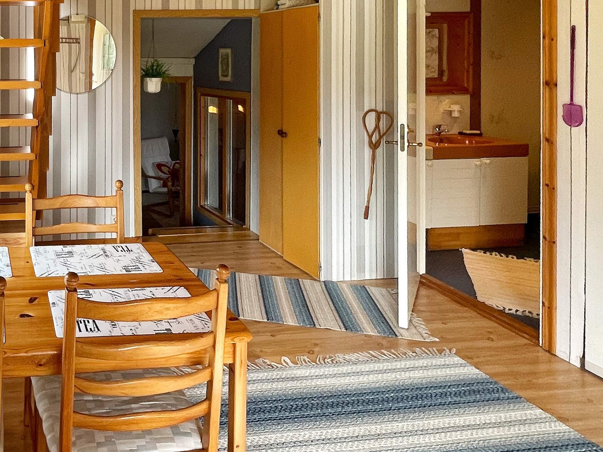 Rustiek vakantiehuis in Holmsjö nabij meren en natuur - foto 31