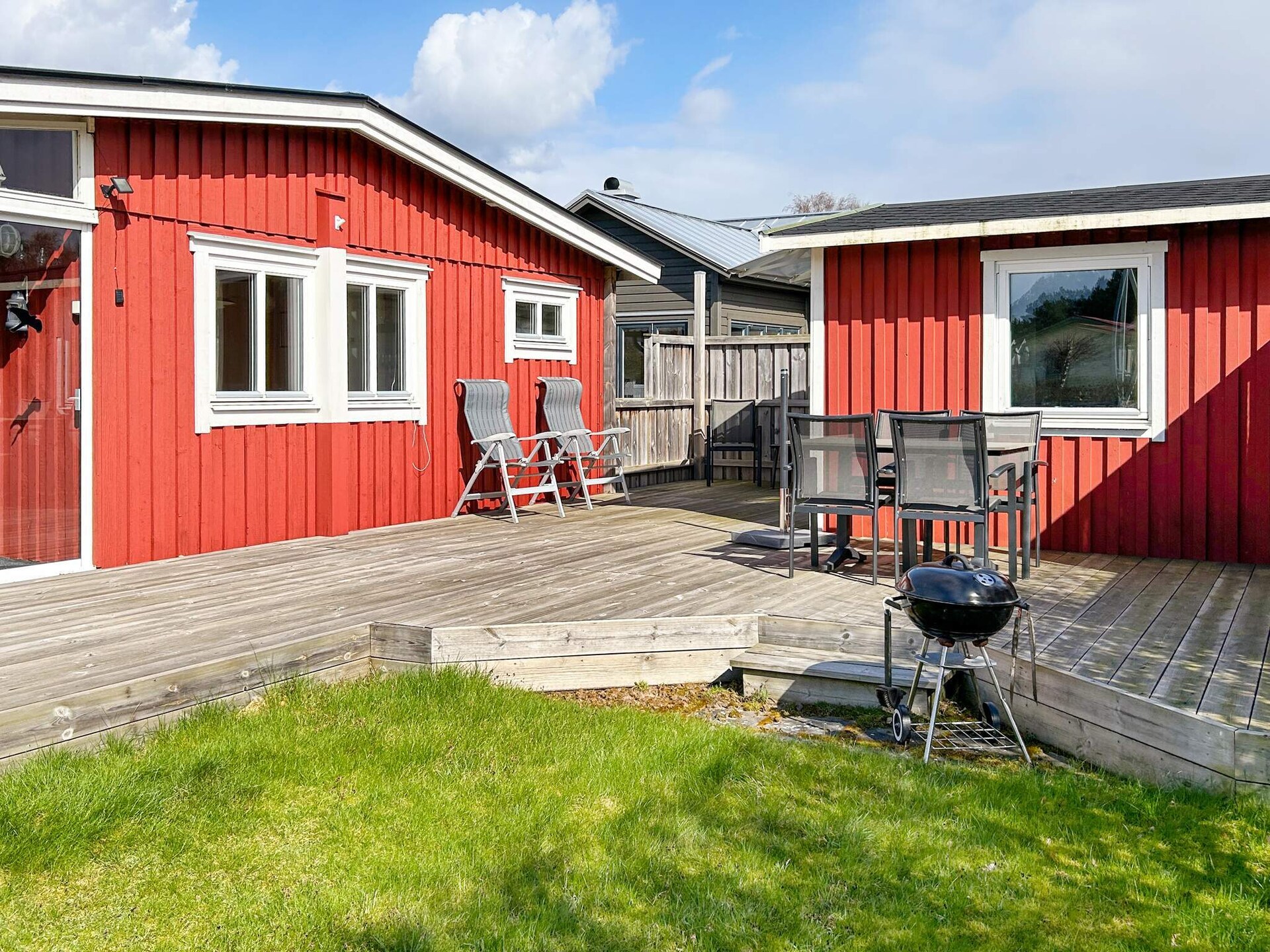 Op 800 m van zee: Charmant vakantiehuis in Laholm voor 6 personen - foto 1