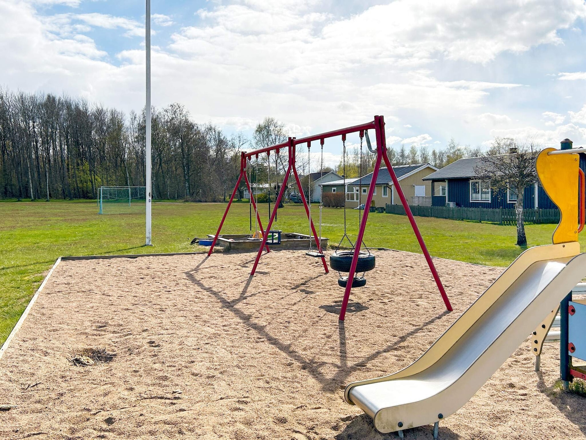 Op 800 m van zee: Charmant vakantiehuis in Laholm voor 6 personen - foto 34