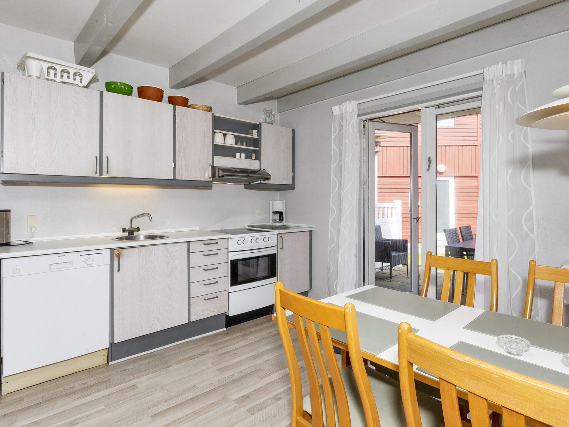 Licht vakantiehuis op 80 meter van zee met balkon in Øster Hurup - foto 26