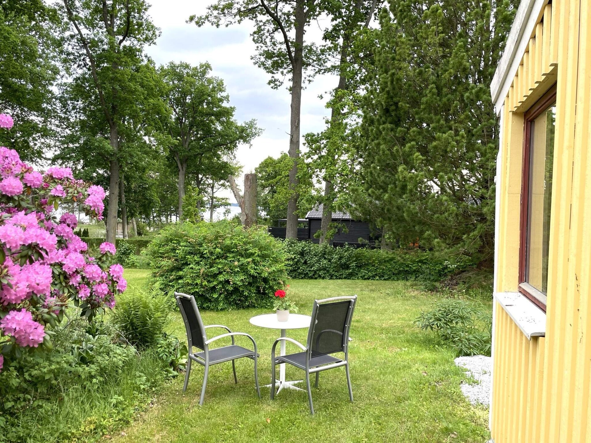 Knus vakantiehuis aan het water op Svärtinge Udde - foto 2
