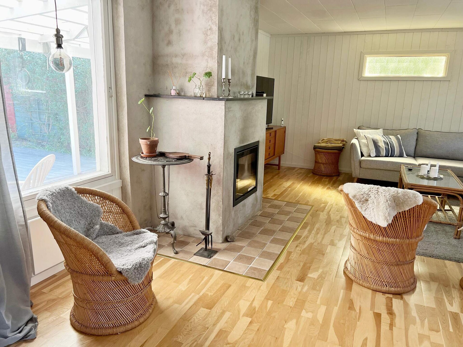 Sfeervol vrijstaand huis met gastenverblijf bij meer en zee in Djurhamn - foto 11