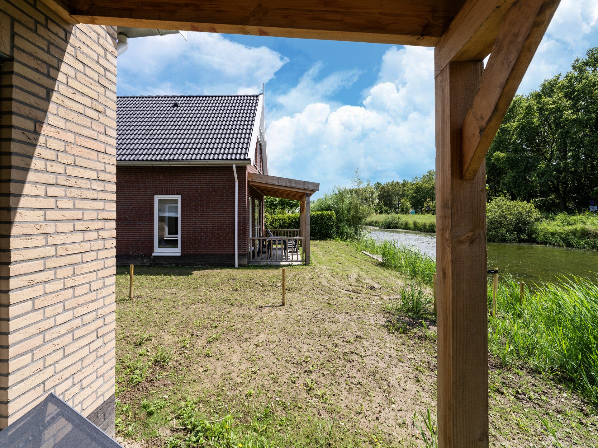 Kuifduiker 5: Wellness vakantiehuis aan het meer in Simonshaven - foto 27