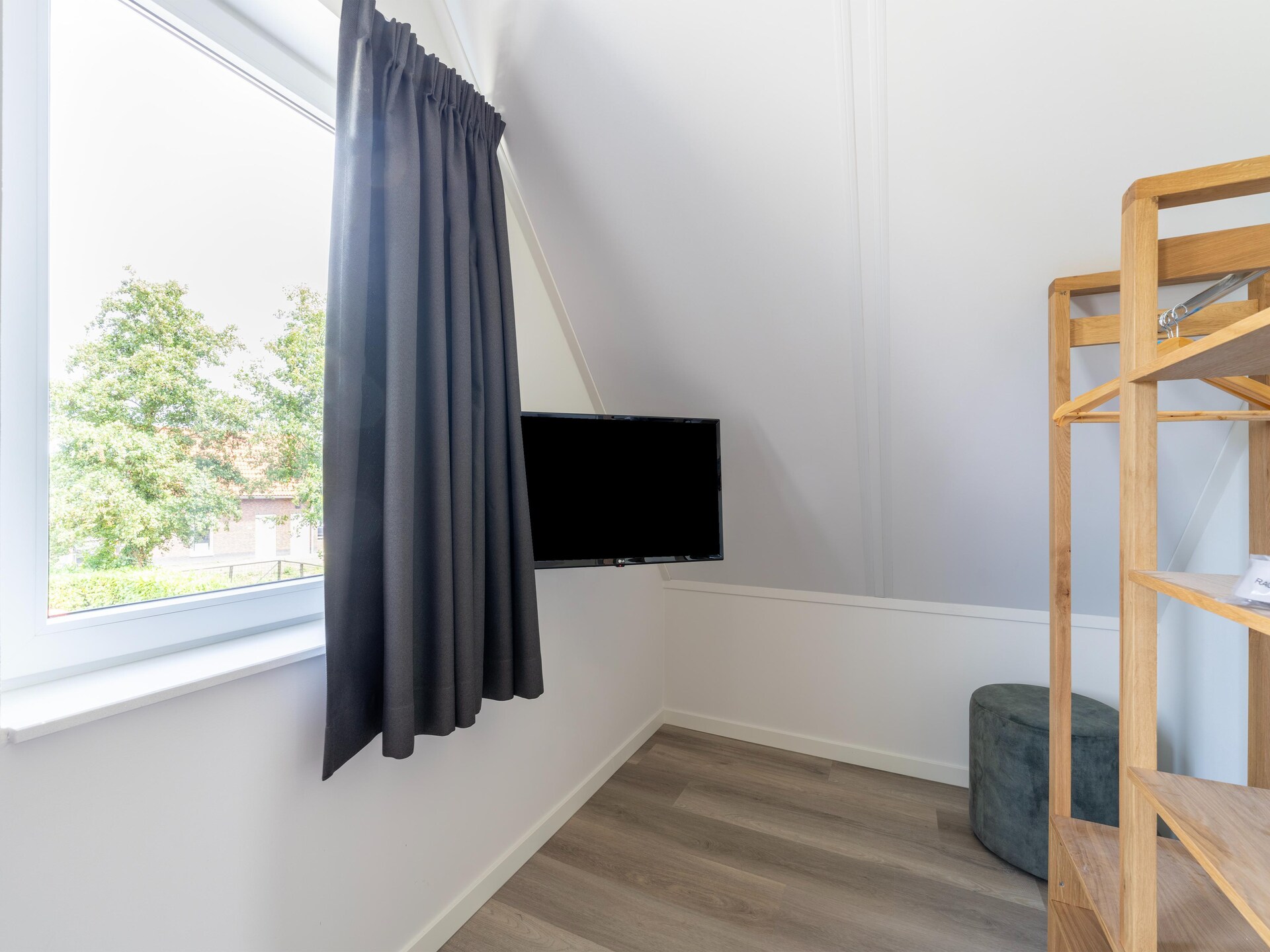 Kuifduiker 5: Wellness vakantiehuis aan het meer in Simonshaven - foto 18