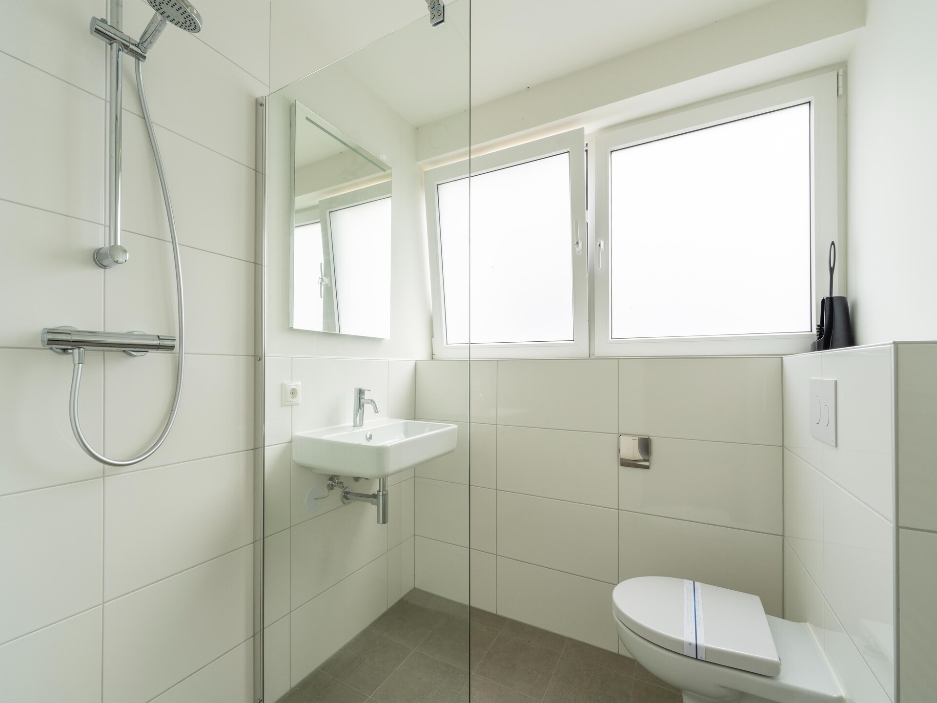 Kuifduiker 5: Wellness vakantiehuis aan het meer in Simonshaven - foto 21