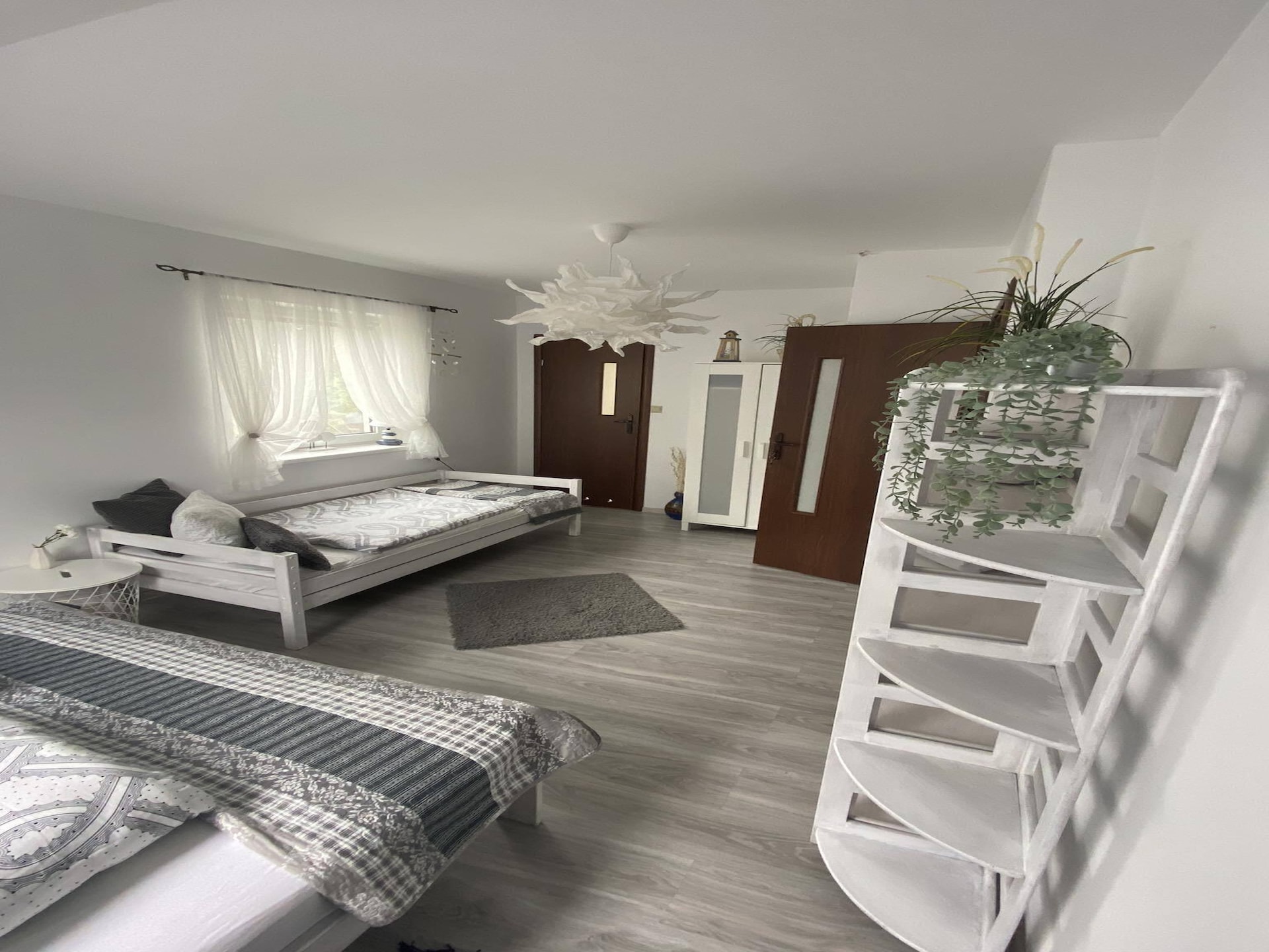 8-persoons vakantiehuis in Kołczewo op 800 m van het meer - foto 7