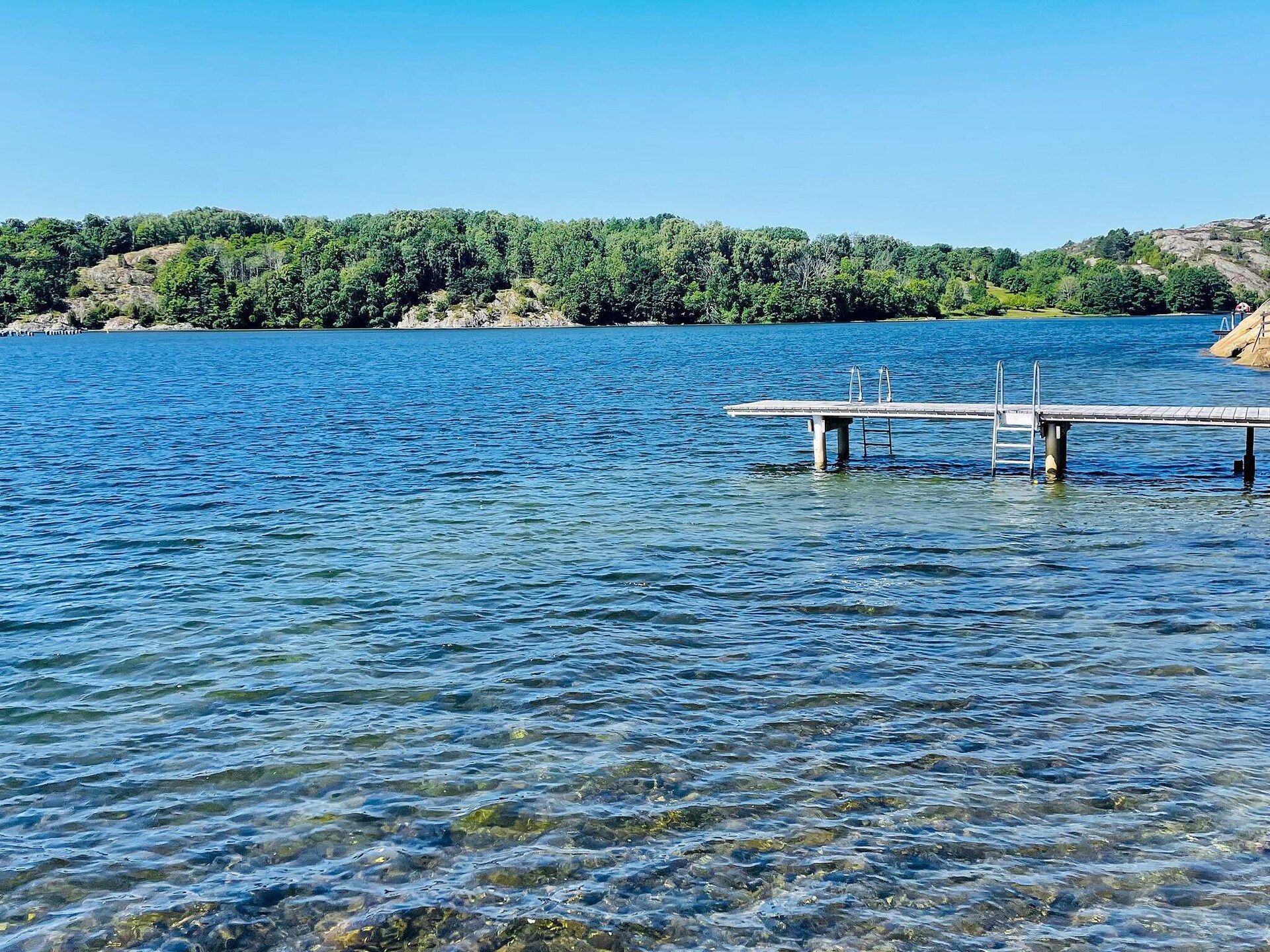 Nieuw vakantiehuisje bij Nösund met eigen terras en gratis WiFi - foto 3