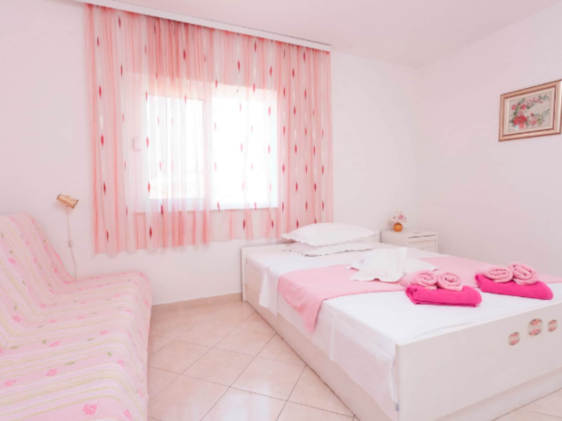 Aan het strand: Ruim appartement met zeezicht in Podgora · 4 pers. - foto 16