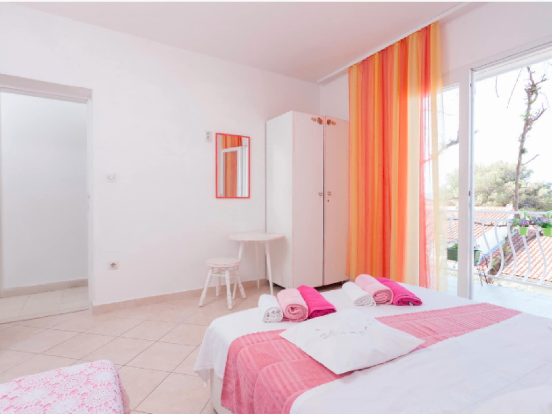 Aan het strand: Ruim appartement met zeezicht in Podgora · 4 pers. - foto 13