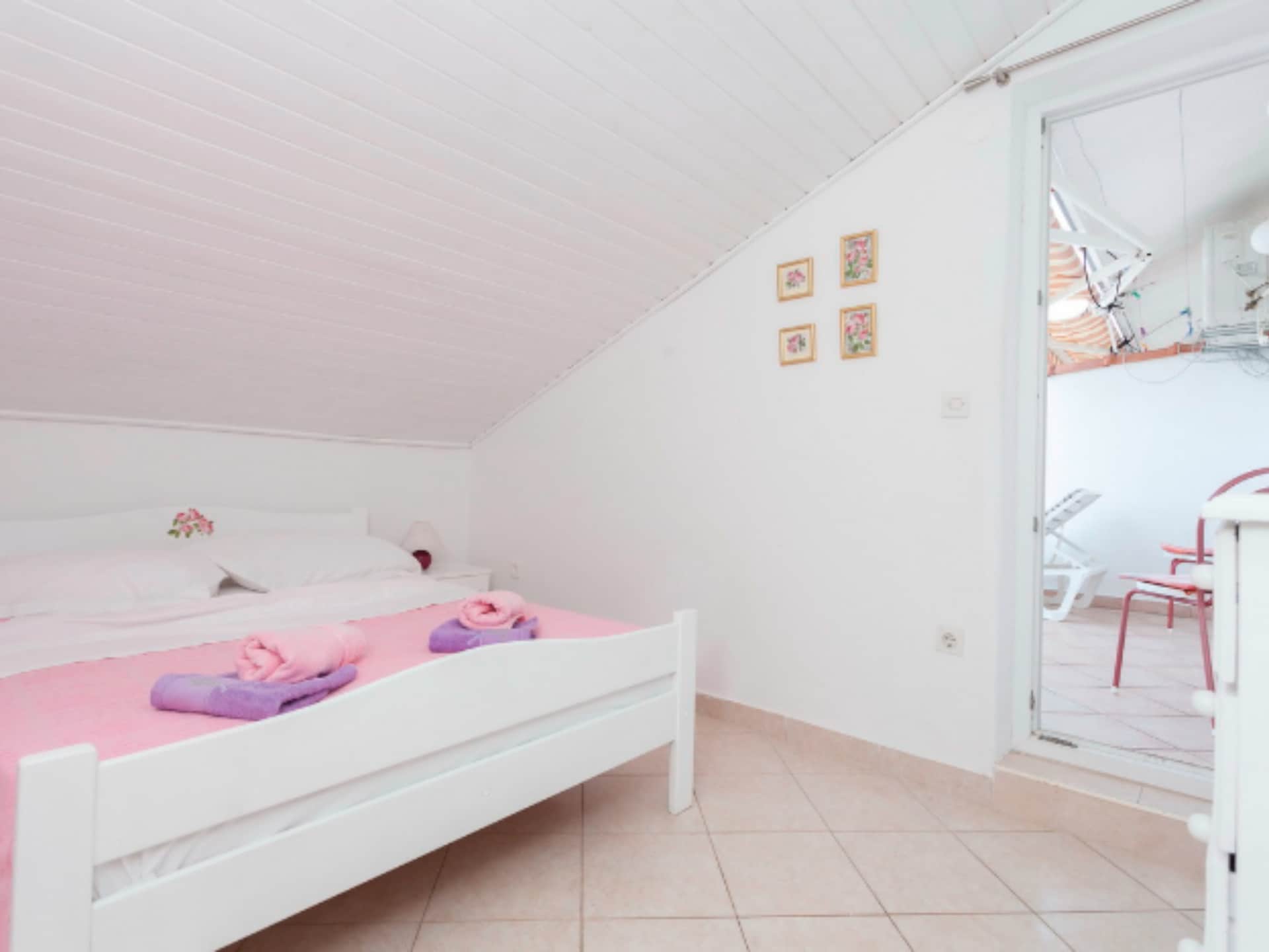 Aan het strand: Ruim appartement met zeezicht in Podgora · 4 pers. - foto 10